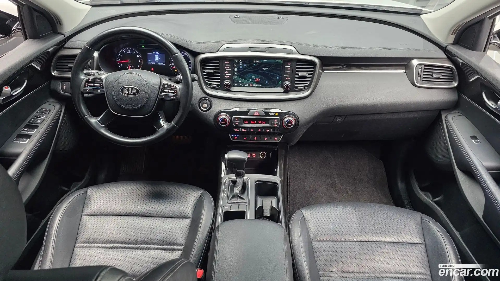 Sorento Kia 2017.8-INNER-007