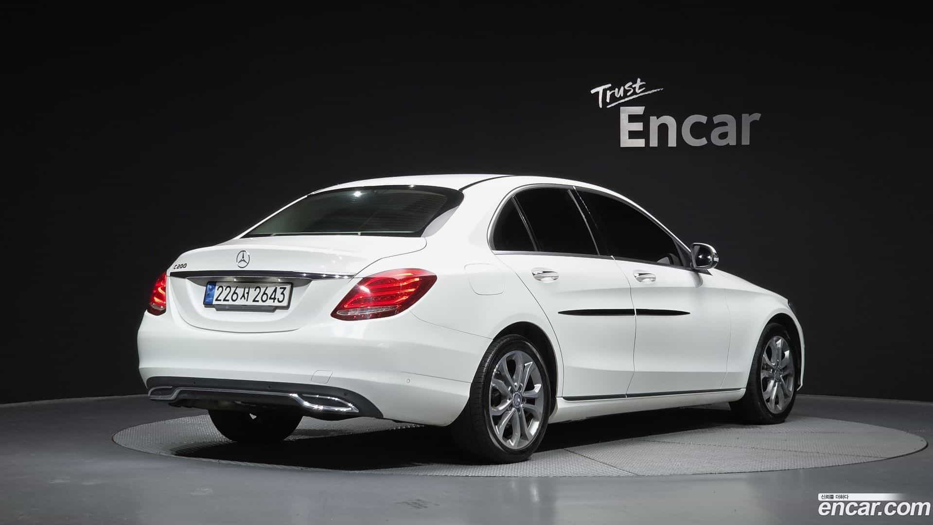 C-Class Mercedes-Benz 2016.4-OUTER-002