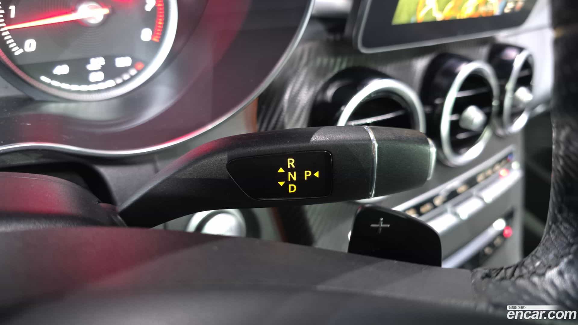 C-Class Mercedes-Benz 2016.4-INNER-009