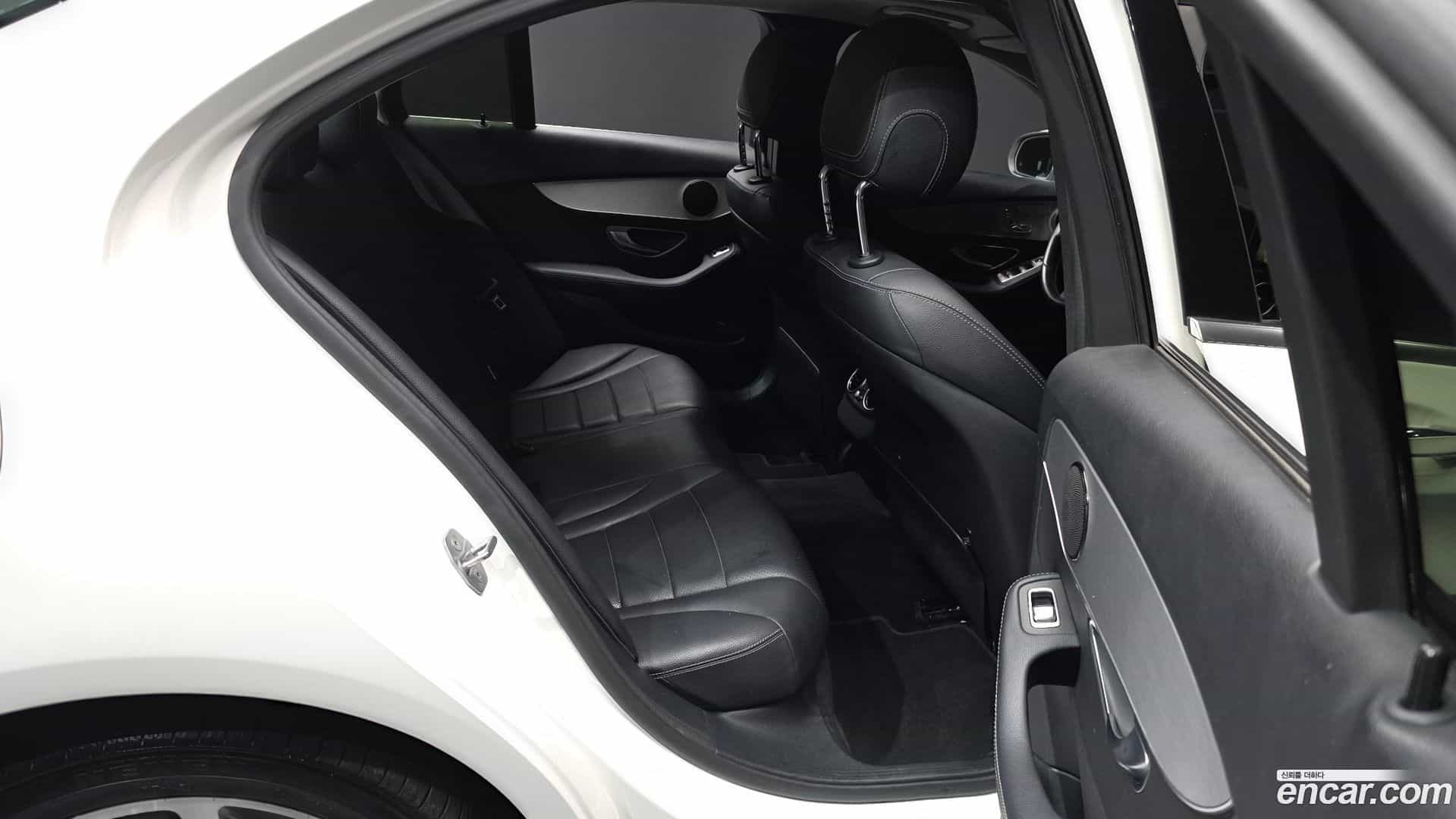C-Class Mercedes-Benz 2016.4-OPTION-016