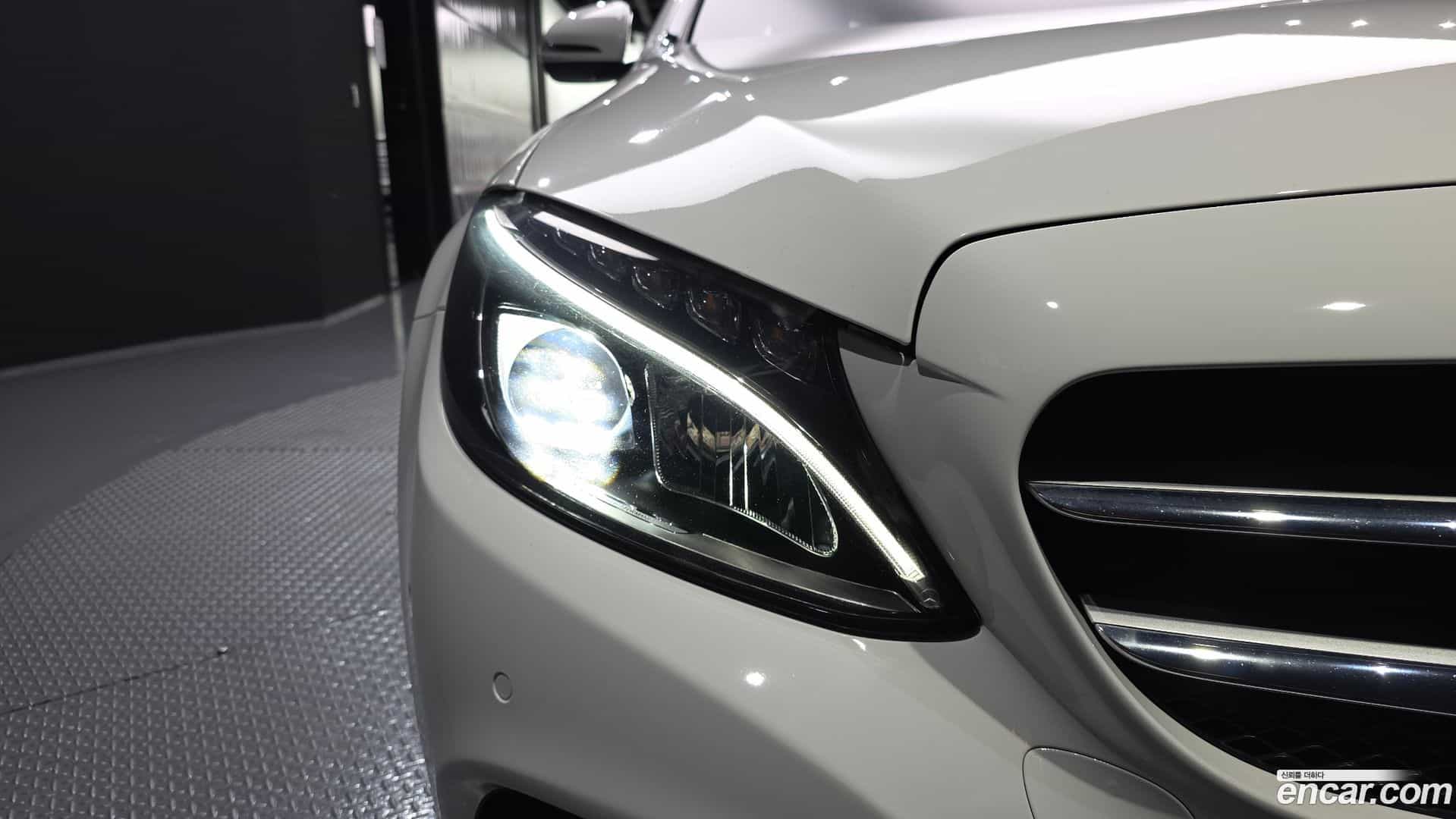 C-Class Mercedes-Benz 2016.4-OUTER-032