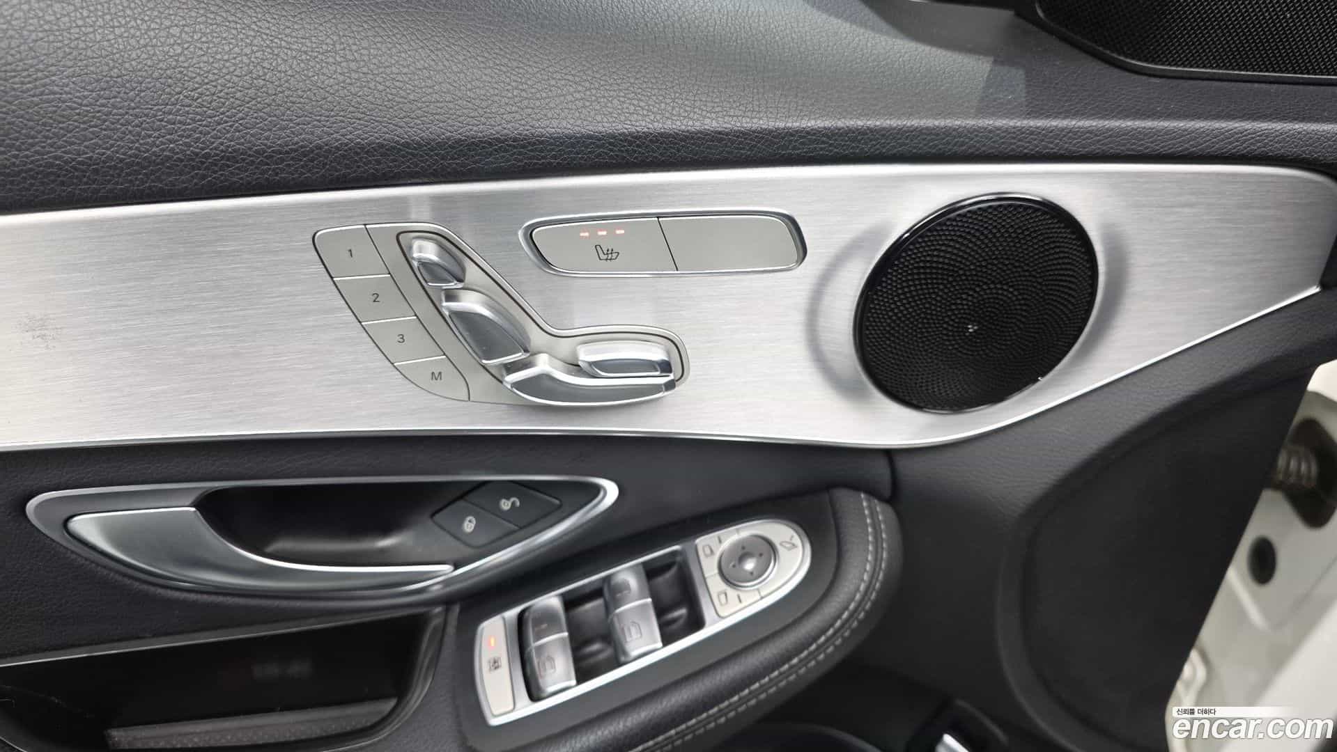 C-Class Mercedes-Benz 2016.4-OPTION-042
