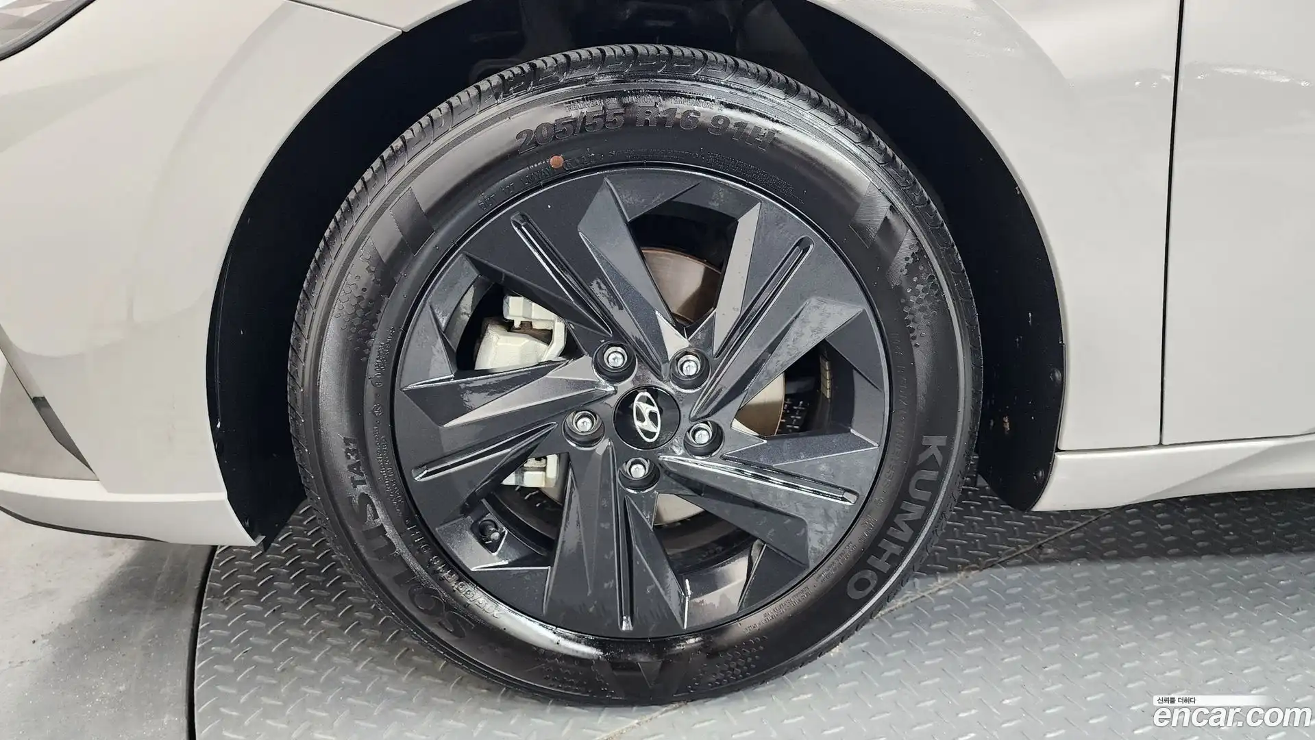 AVANTE Hyundai 2023.0-OUTER-005