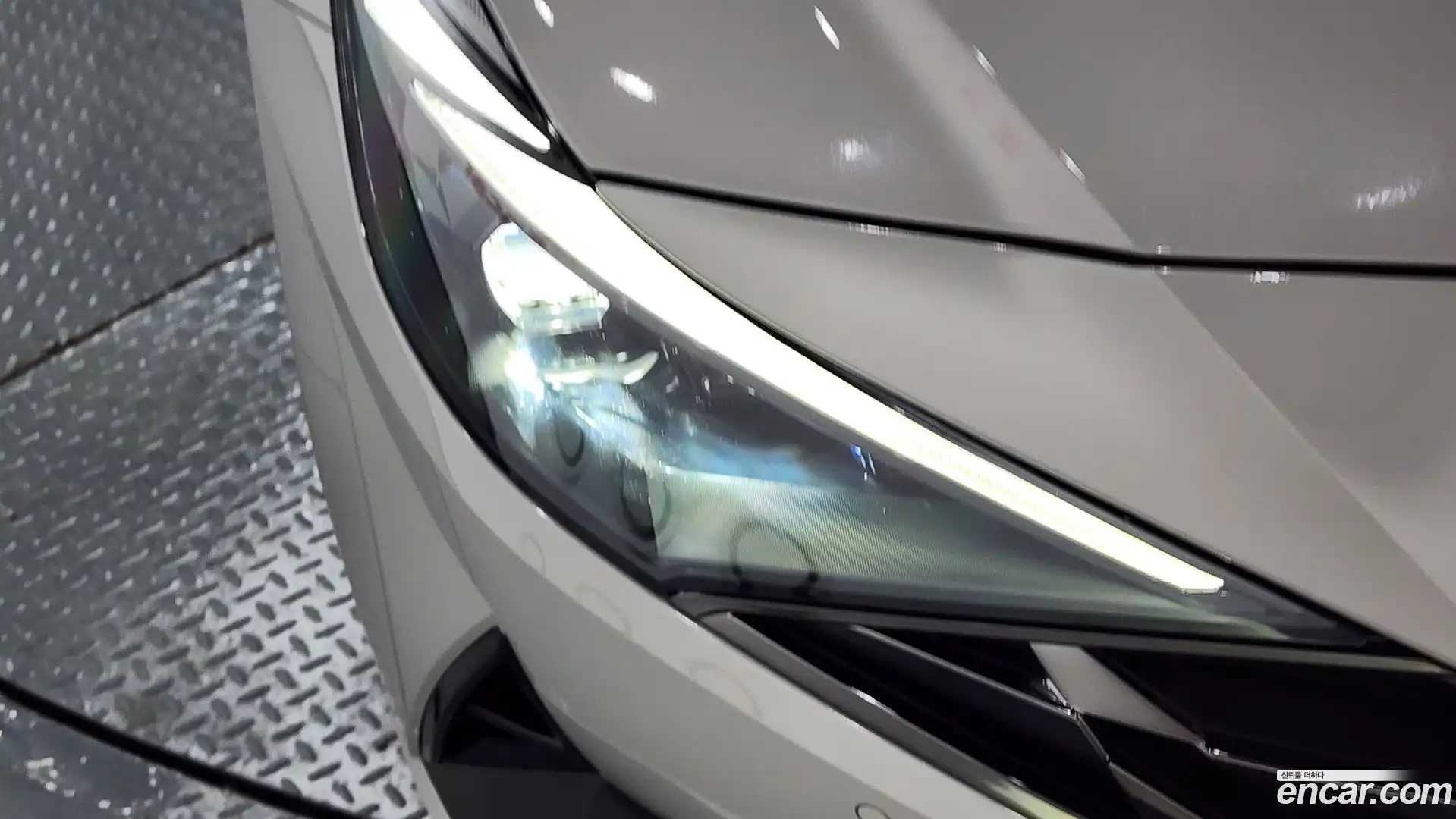AVANTE Hyundai 2023.0-OUTER-032