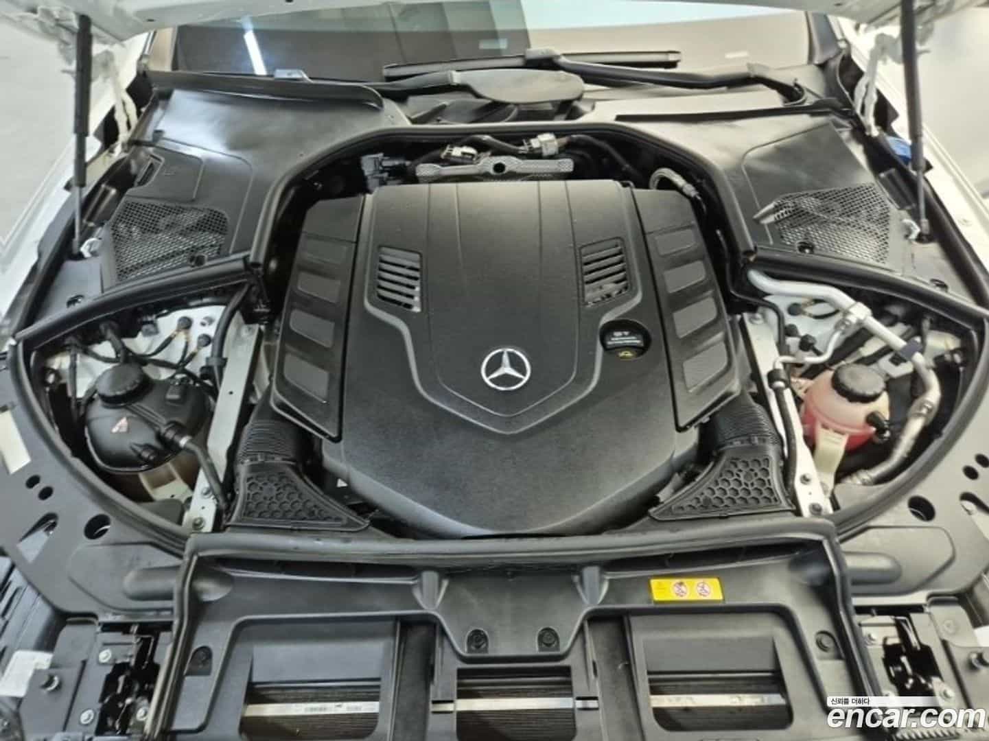 S-Class Mercedes-Benz 2022.0-OUTER-005