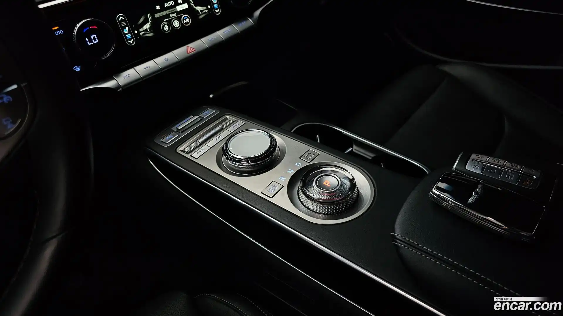 GV70 Genesis 2021.2-INNER-009