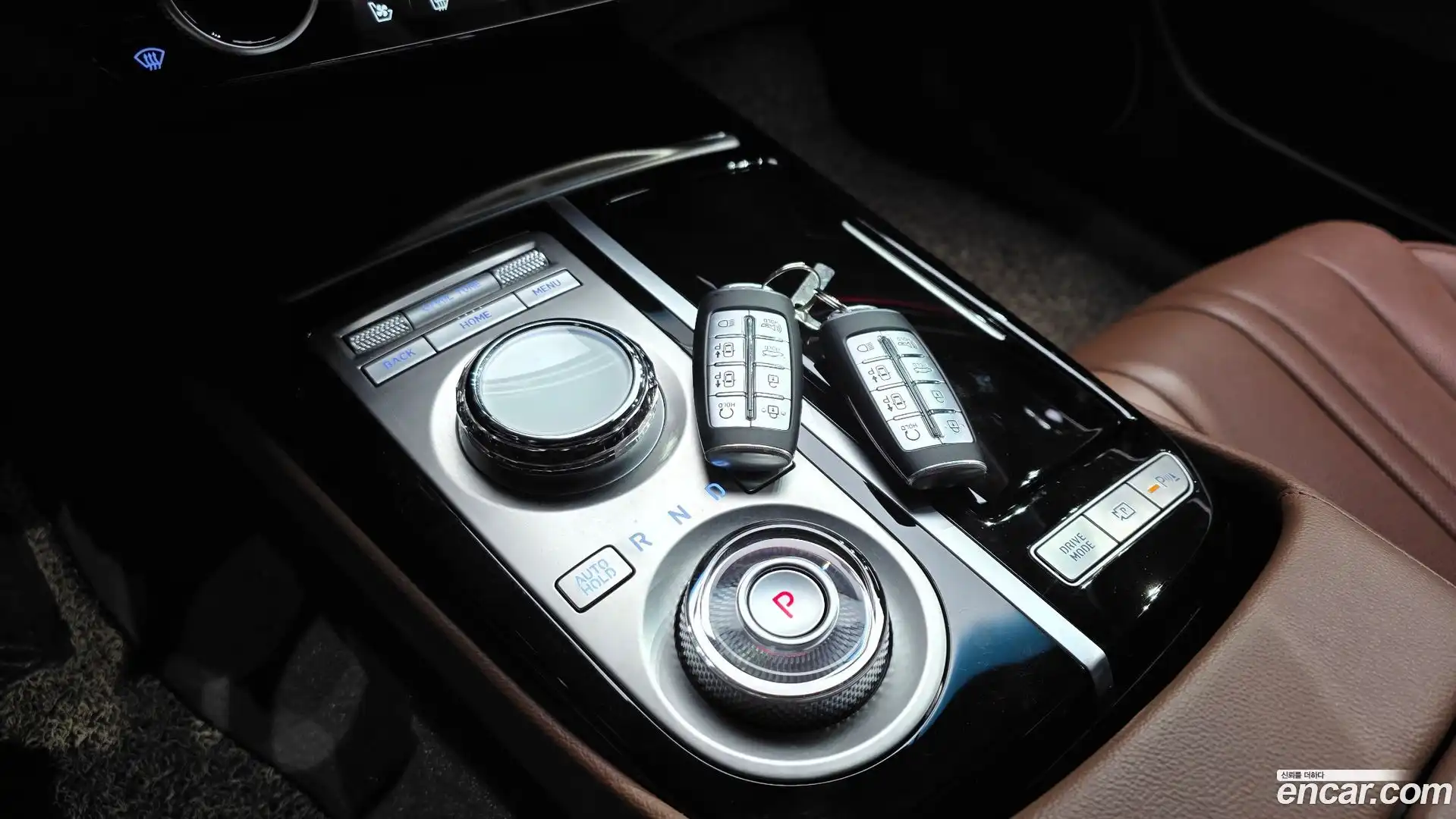 G80 Genesis 2023.1-INNER-009