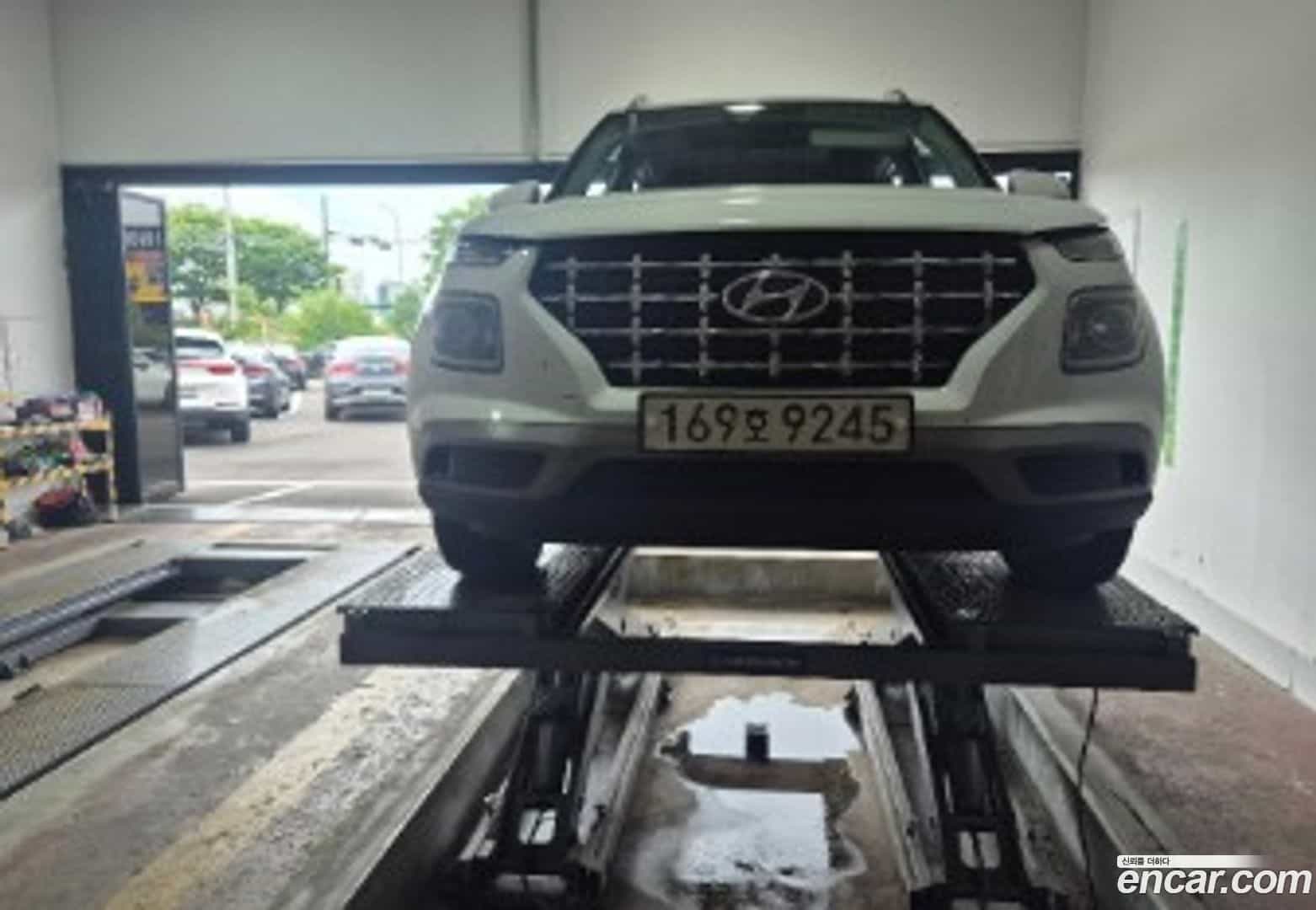 Venue Hyundai 2022.6-OUTER-001