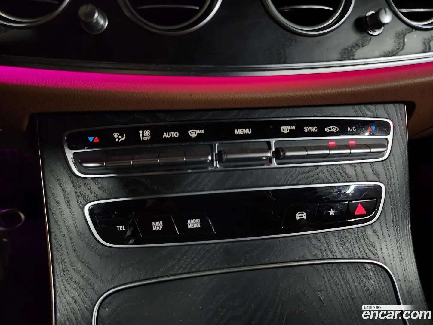 E-Class Mercedes-Benz 2021.6-OPTION-019