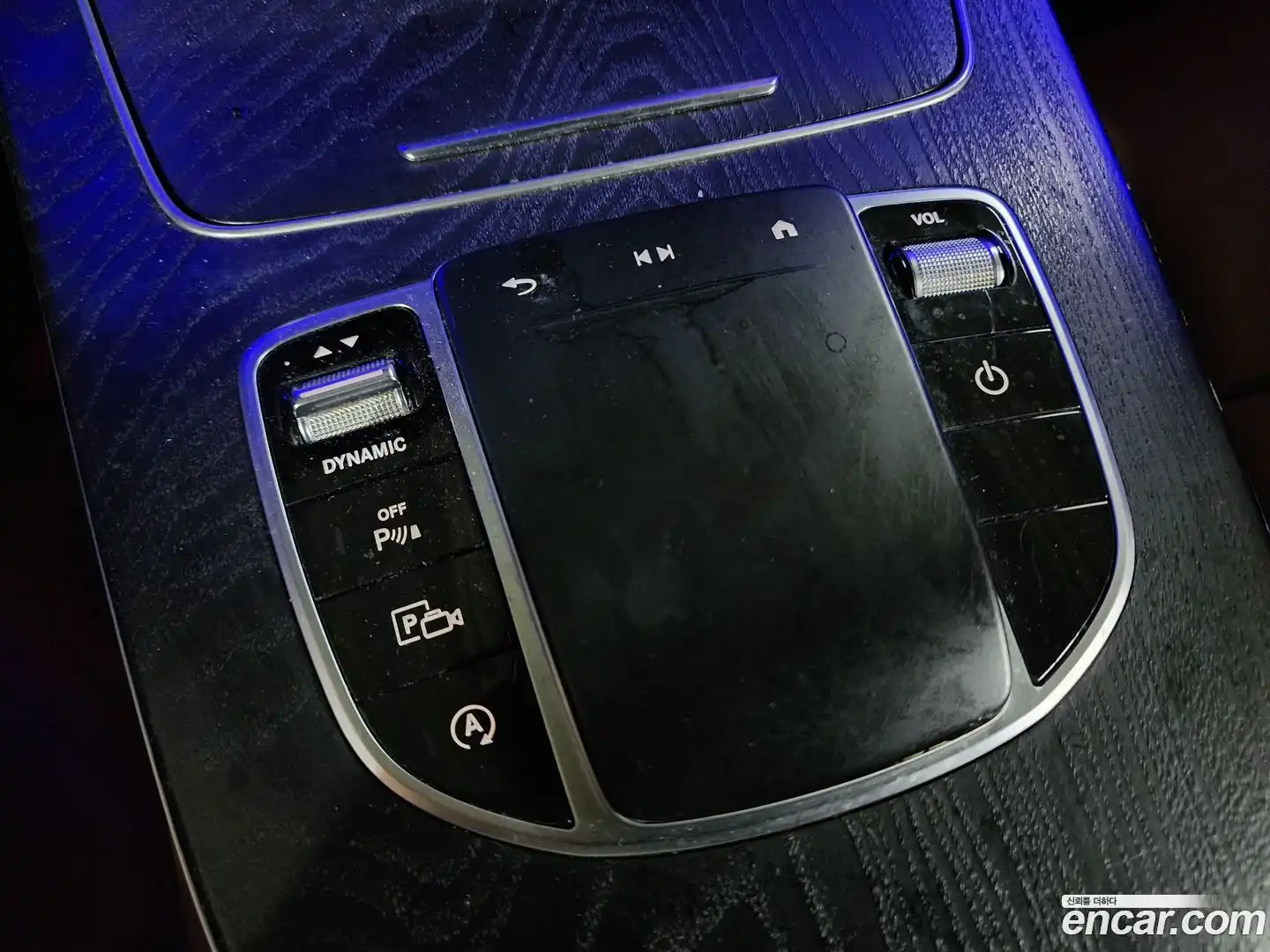 E-Class Mercedes-Benz 2021.6-OPTION-020