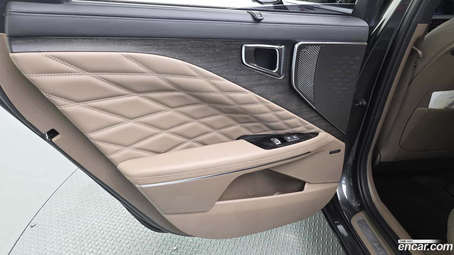 K8 Kia 2022.9-INNER-035