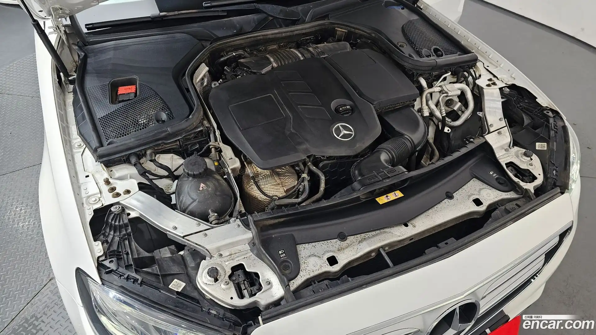 E-Class Mercedes-Benz 2020.6-OUTER-006