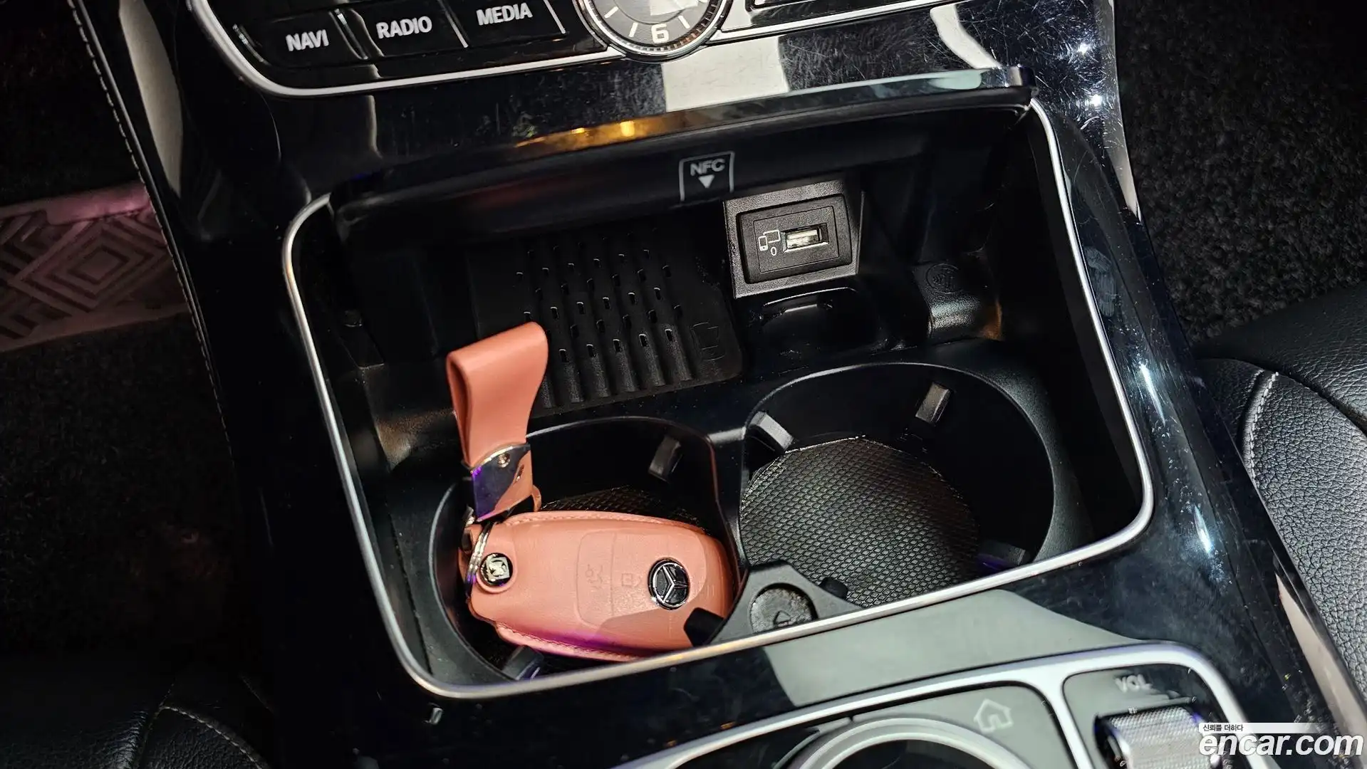 E-Class Mercedes-Benz 2020.6-OPTION-017