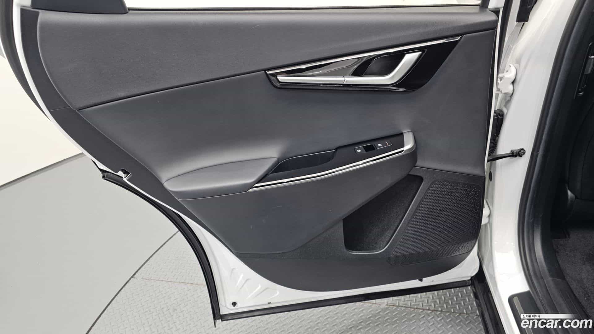 EV6 Kia 2024.6-INNER-035