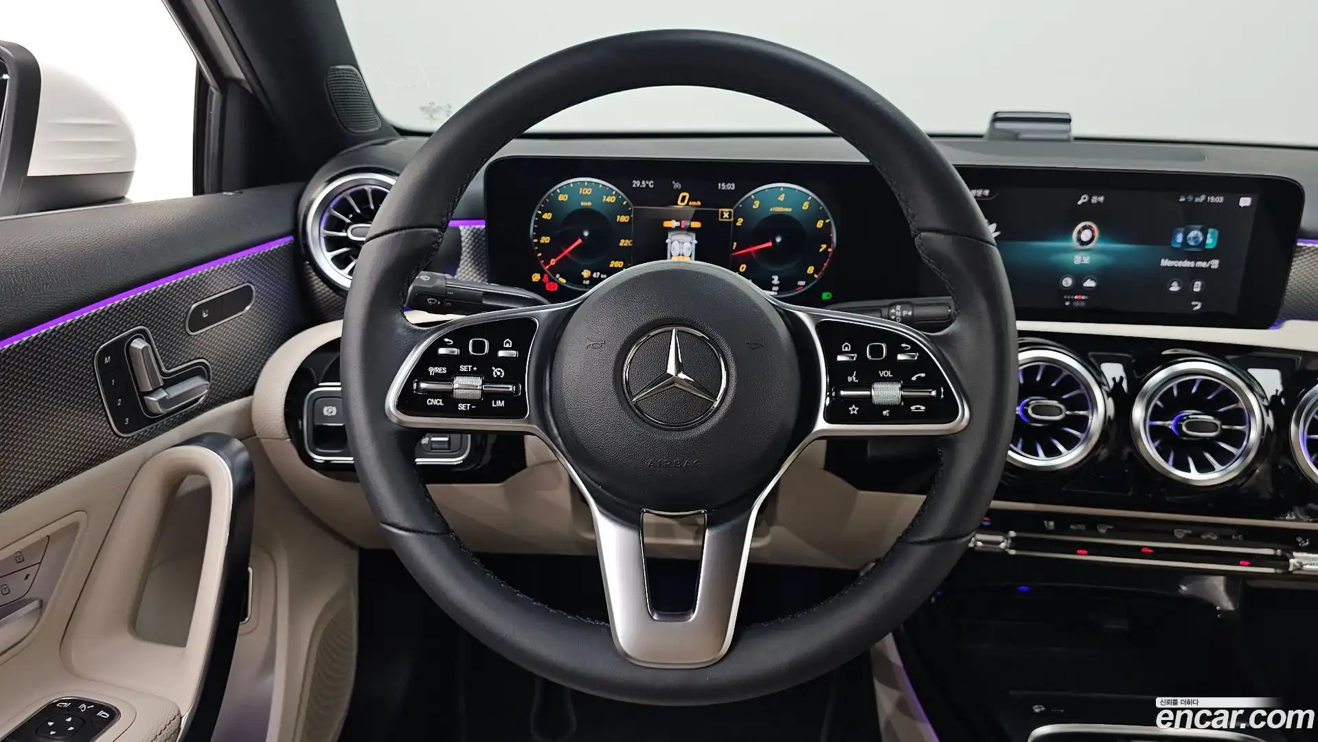 A-Class Mercedes-Benz 2021.5-OPTION-017