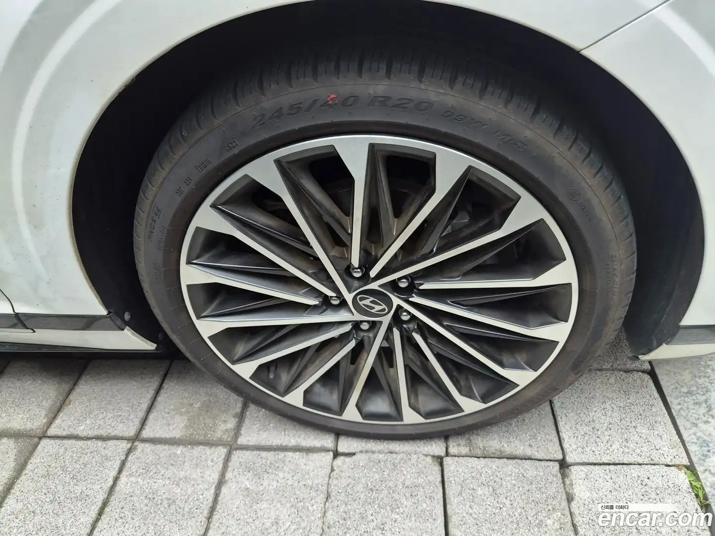 Grandeur Hyundai 2023.10-OPTION-020