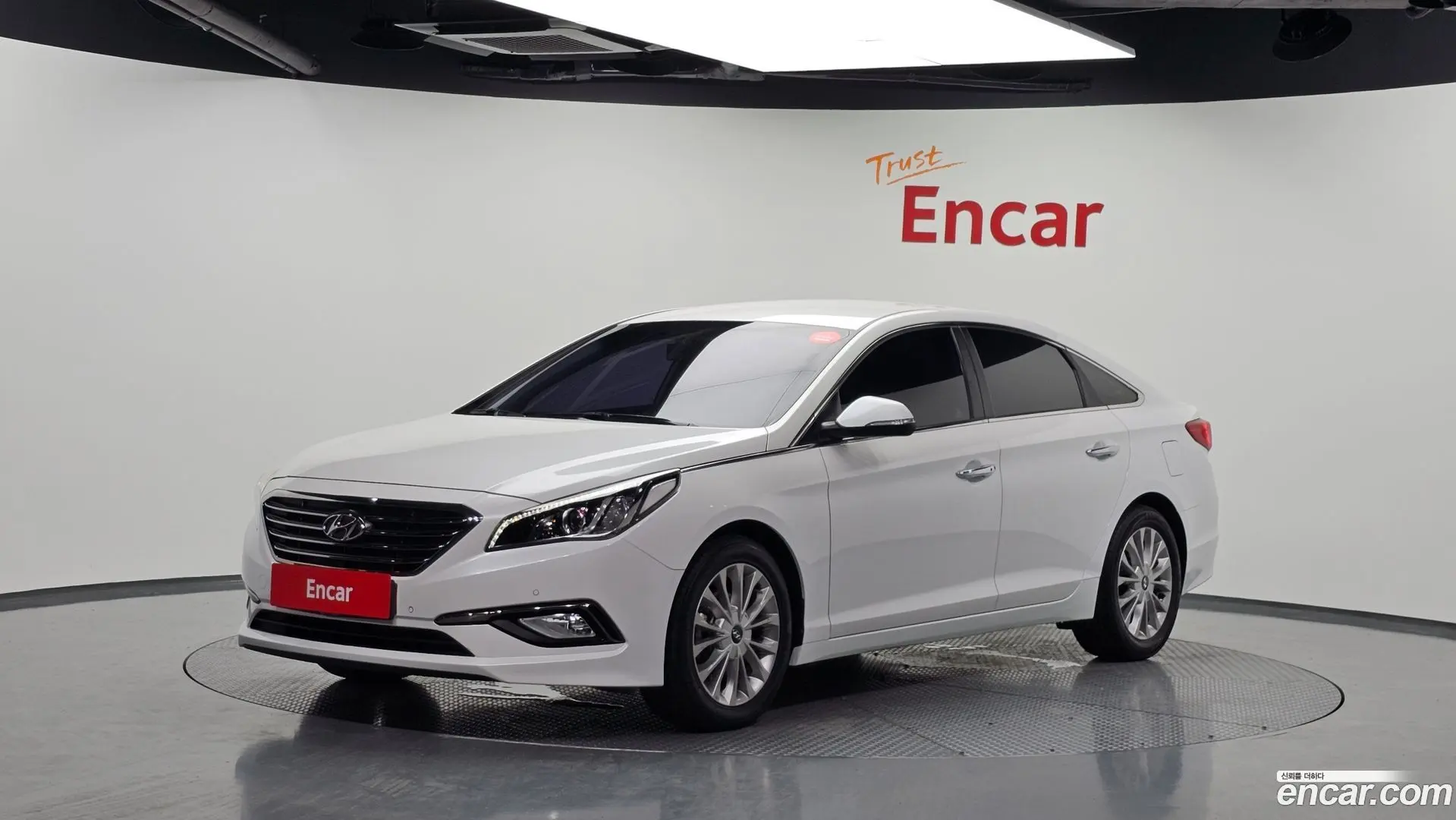 Main__Slider__Photo:Sonata Hyundai 2016.6-0