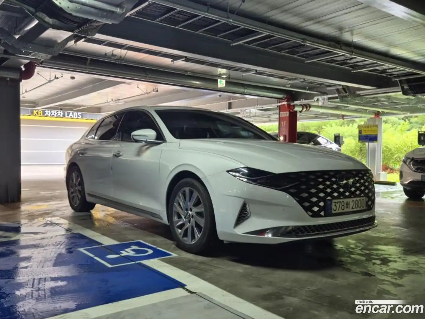 Grandeur Hyundai 2021.5-OUTER-003