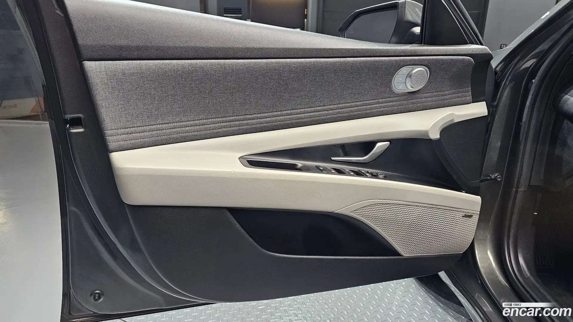 AVANTE Hyundai 2020.10-INNER-034
