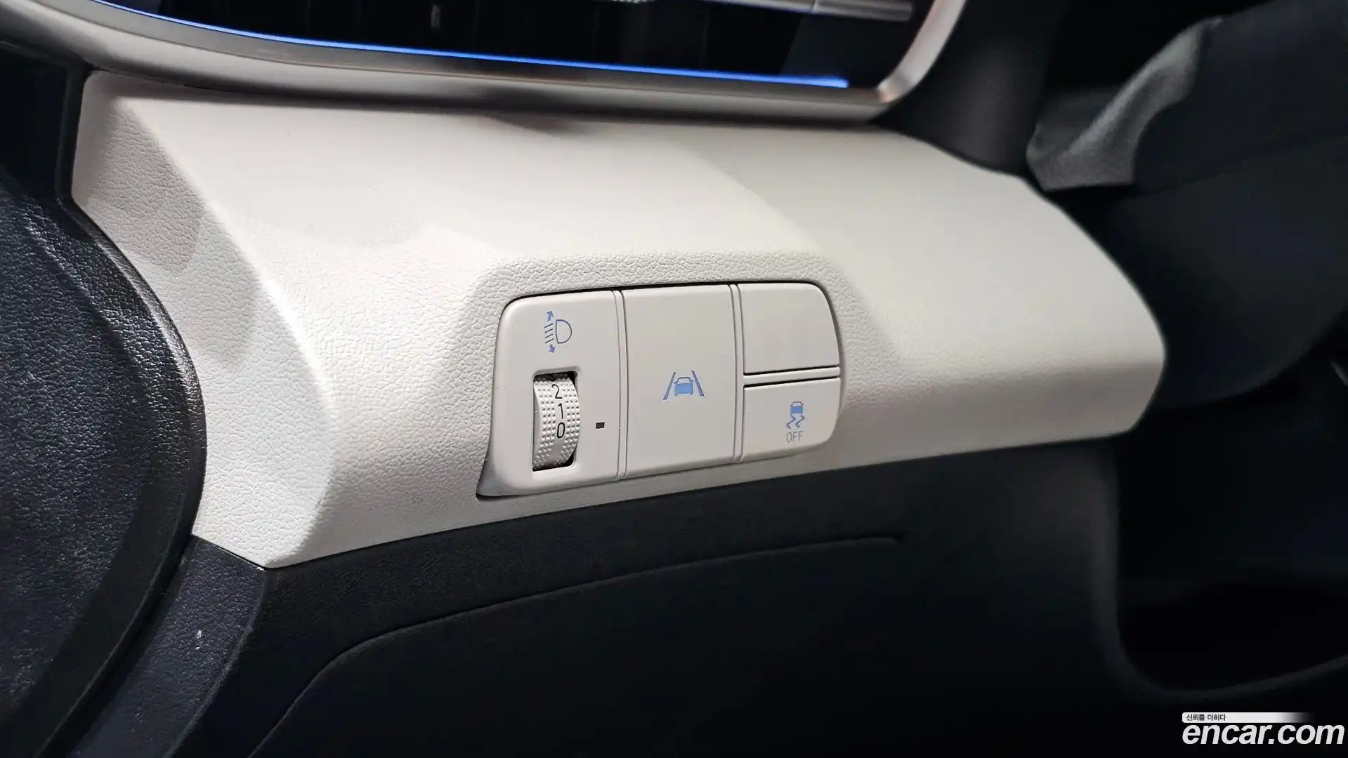AVANTE Hyundai 2020.10-OPTION-040