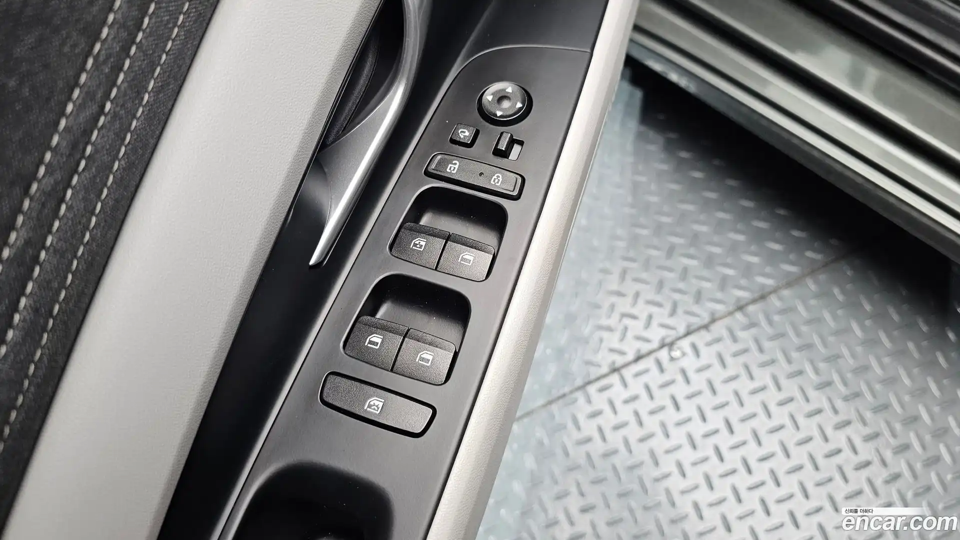 AVANTE Hyundai 2020.10-OPTION-041