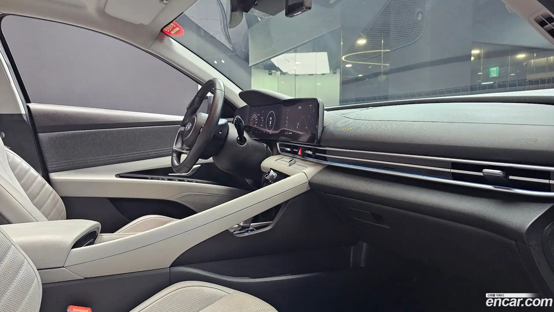 AVANTE Hyundai 2020.10-OPTION-047