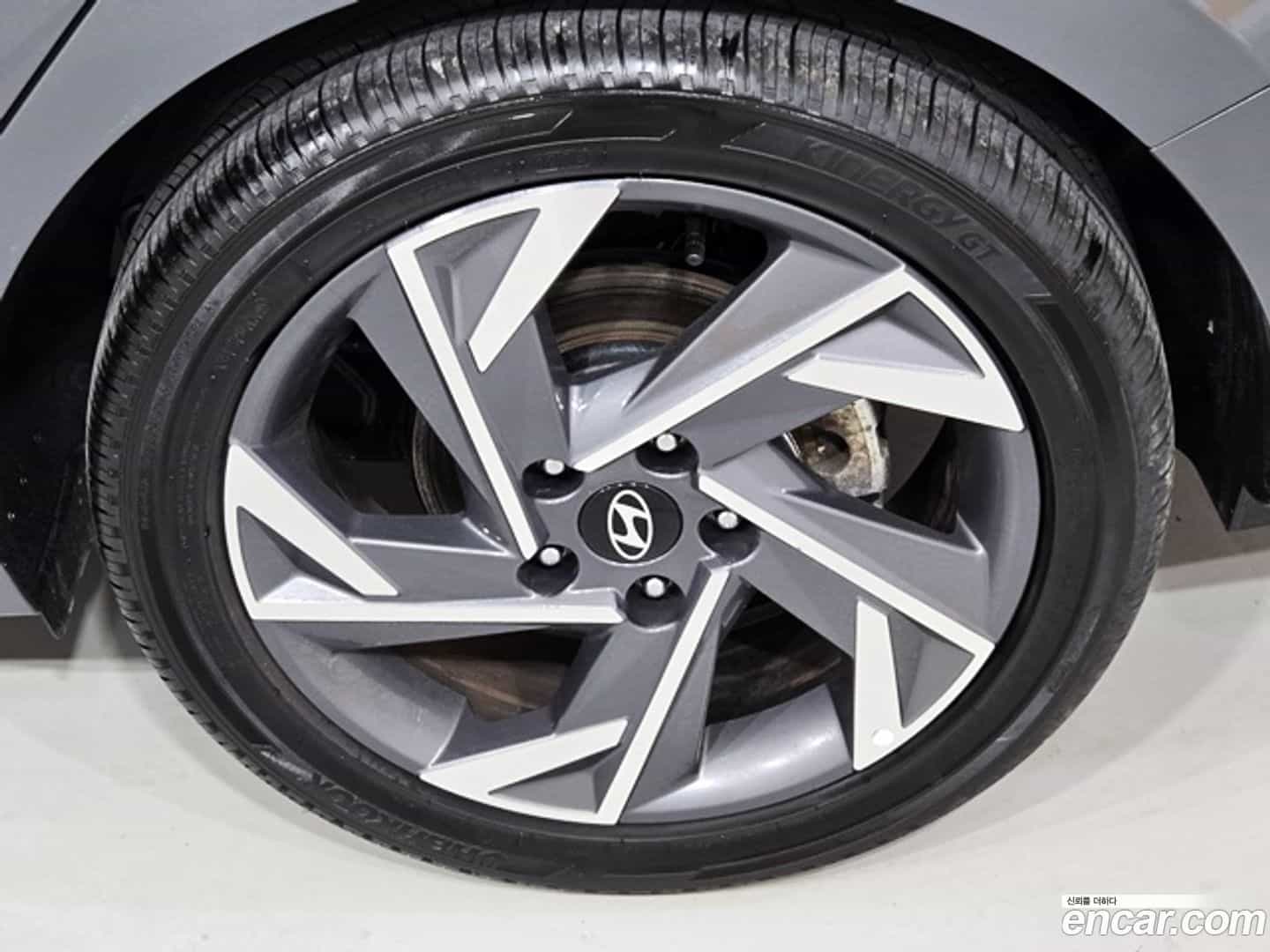 AVANTE Hyundai 2025.5-OUTER-005