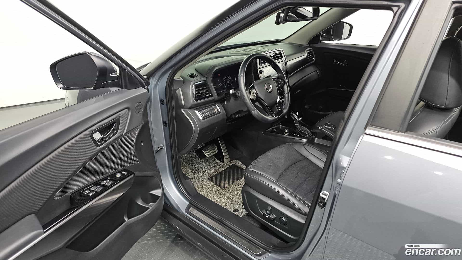 TIBOLI KG Mobility 2019.10-INNER-010