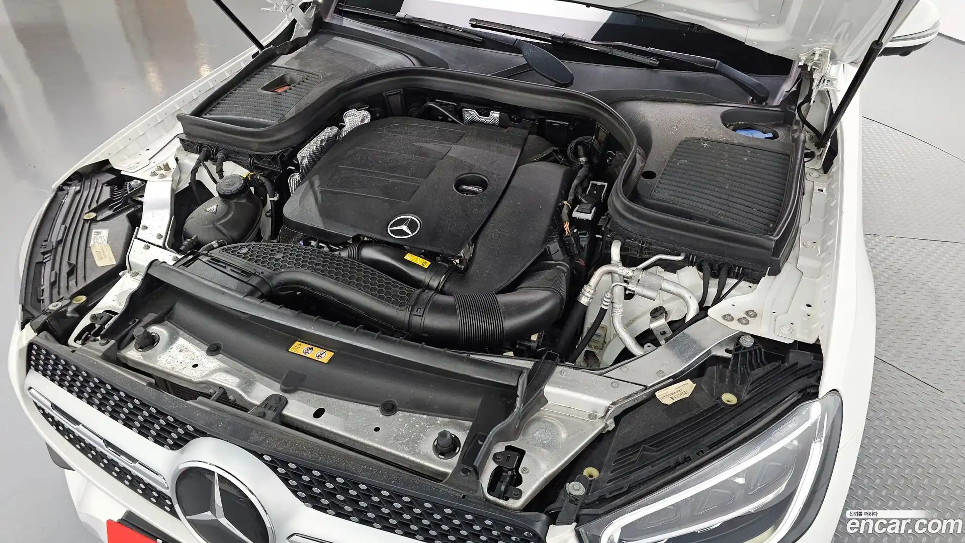 GLC-Class Mercedes-Benz 2022.7-OUTER-006