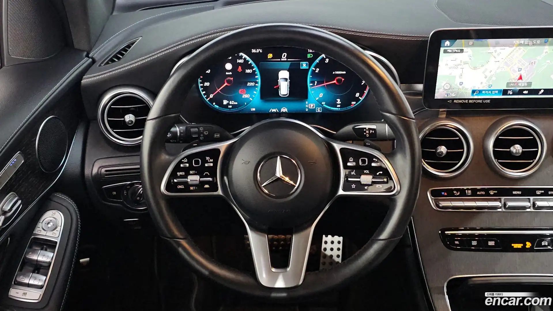 GLC-Class Mercedes-Benz 2022.7-OPTION-016