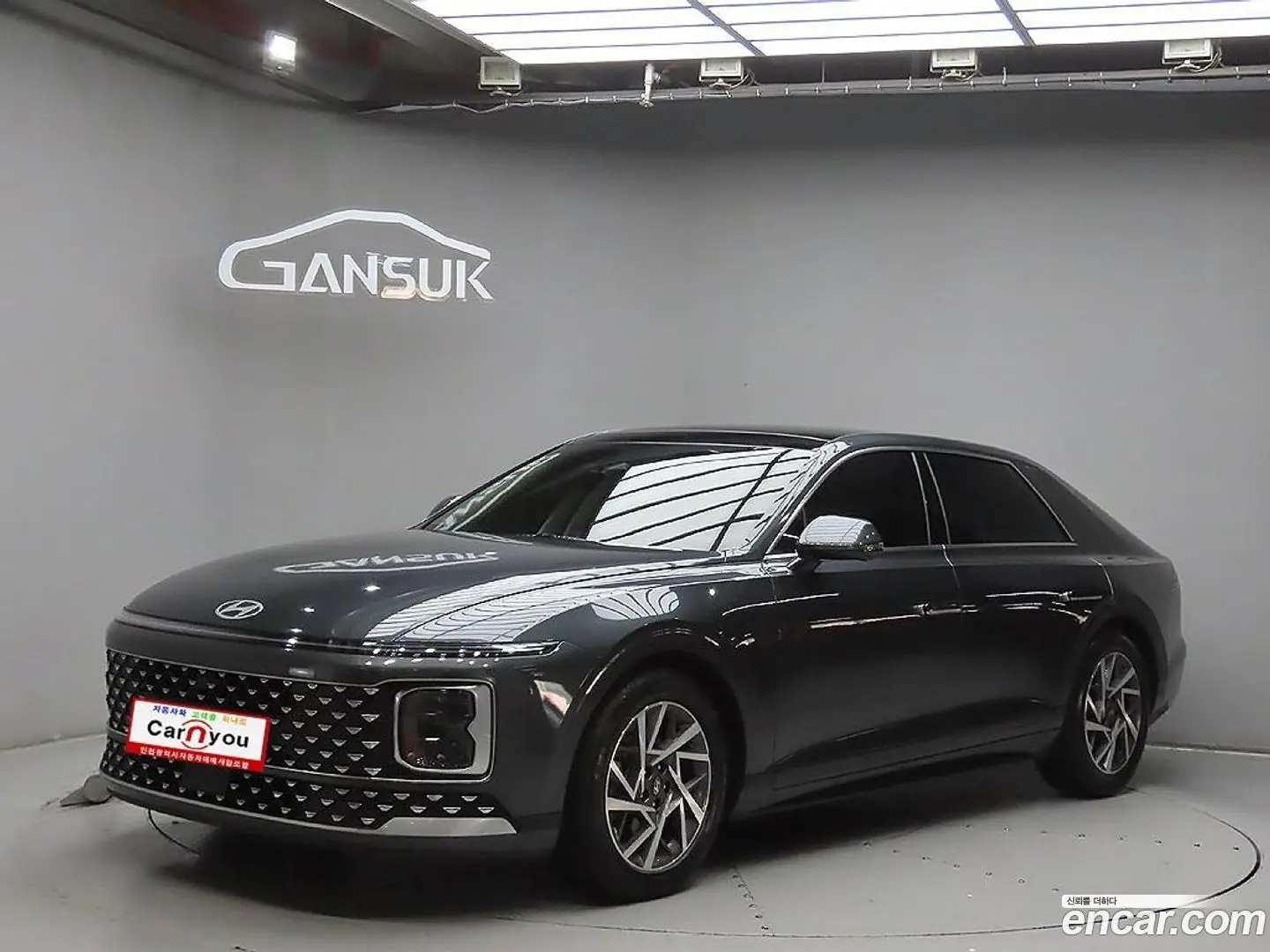 Main__Slider__Photo:Grandeur Hyundai 2023.3-0
