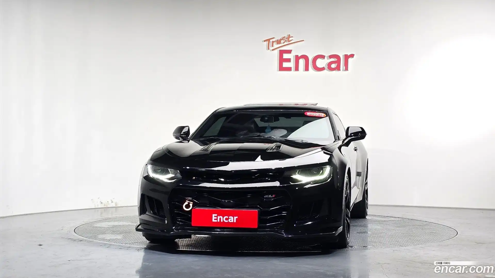 Camaro Chevrolet 2017.4-OUTER-003
