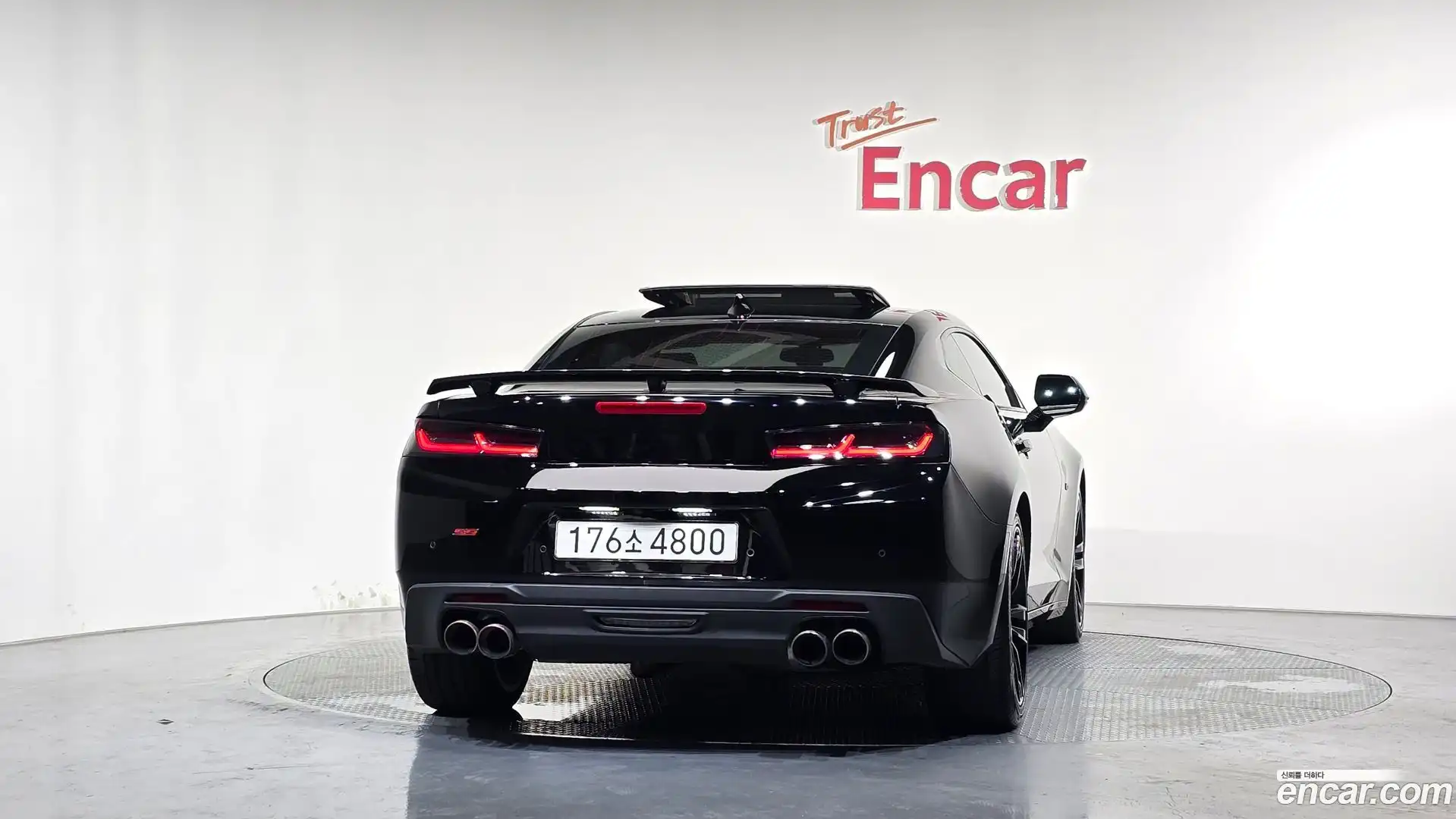 Camaro Chevrolet 2017.4-OUTER-004