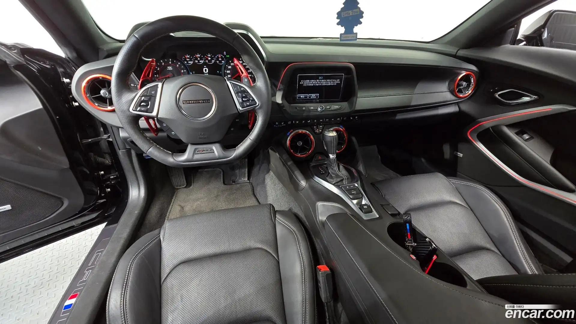 Camaro Chevrolet 2017.4-INNER-007