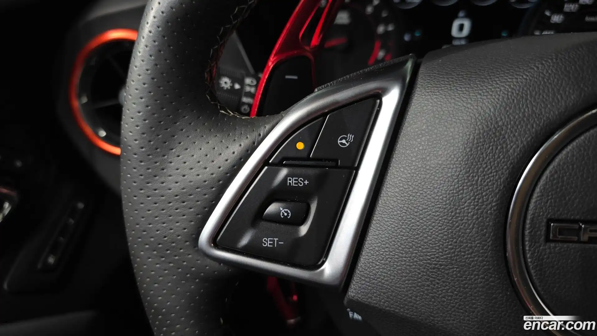 Camaro Chevrolet 2017.4-OPTION-019