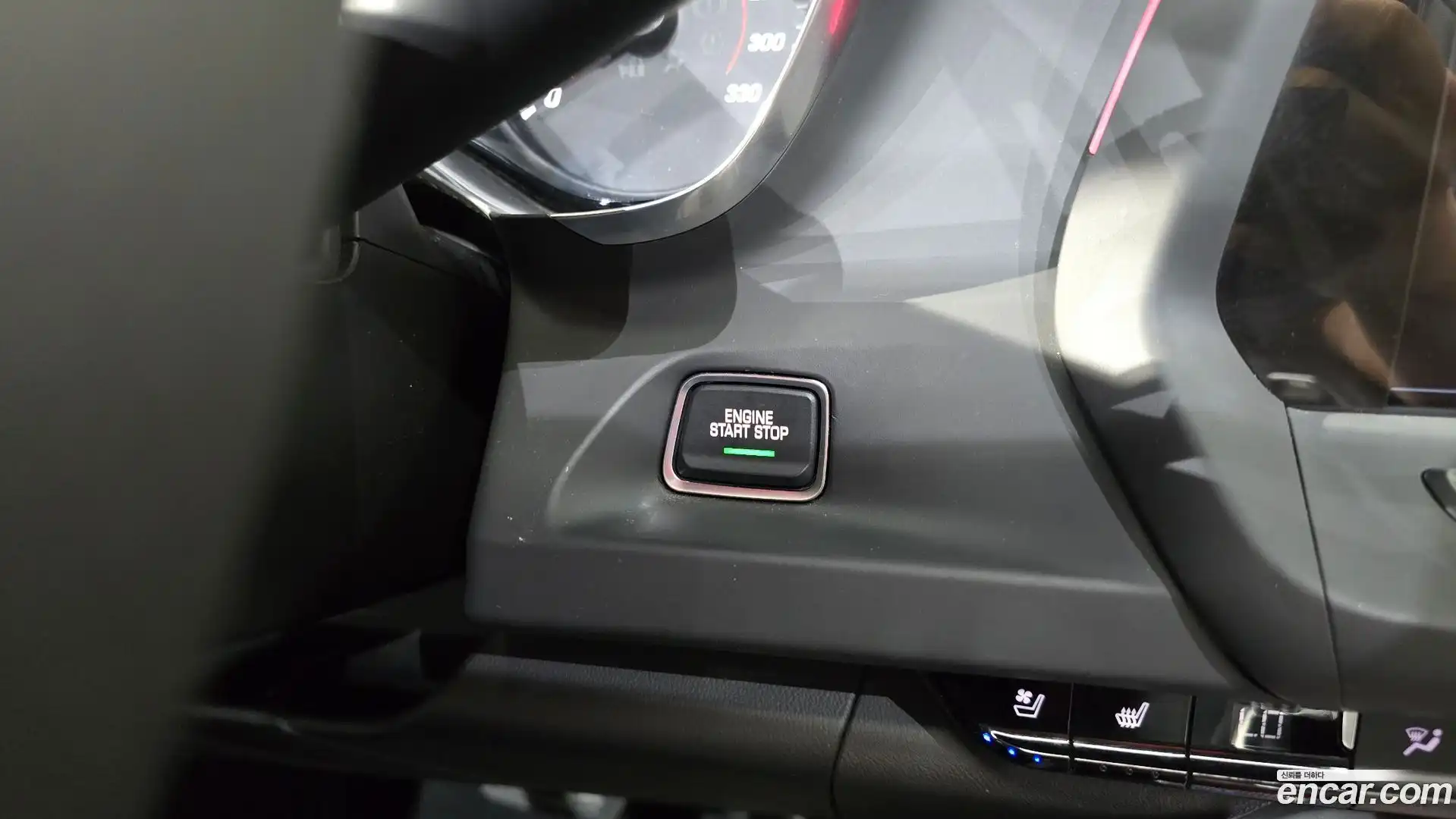 Camaro Chevrolet 2017.4-OPTION-024