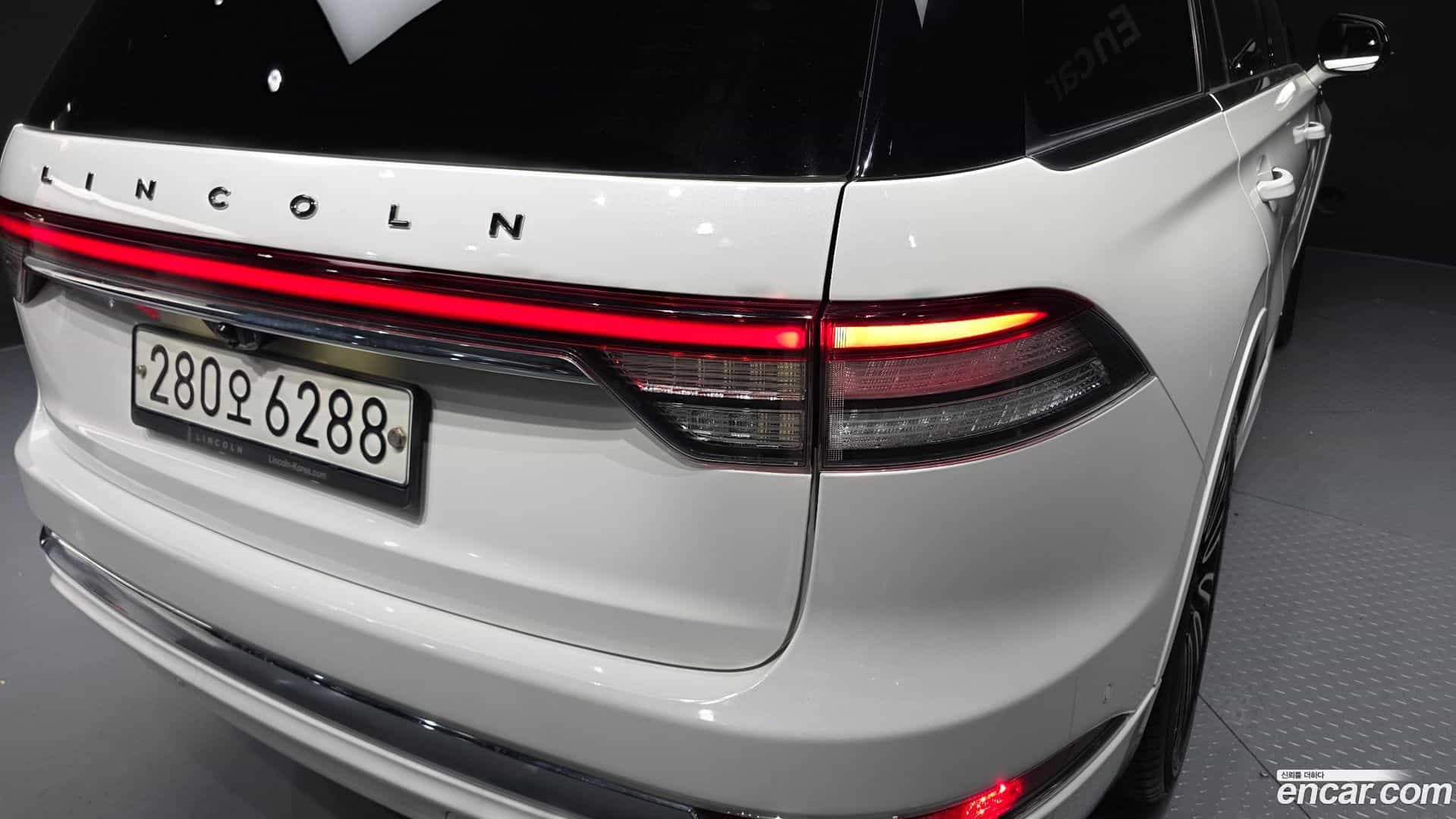 Aviator Lincoln 2020.3-OUTER-033