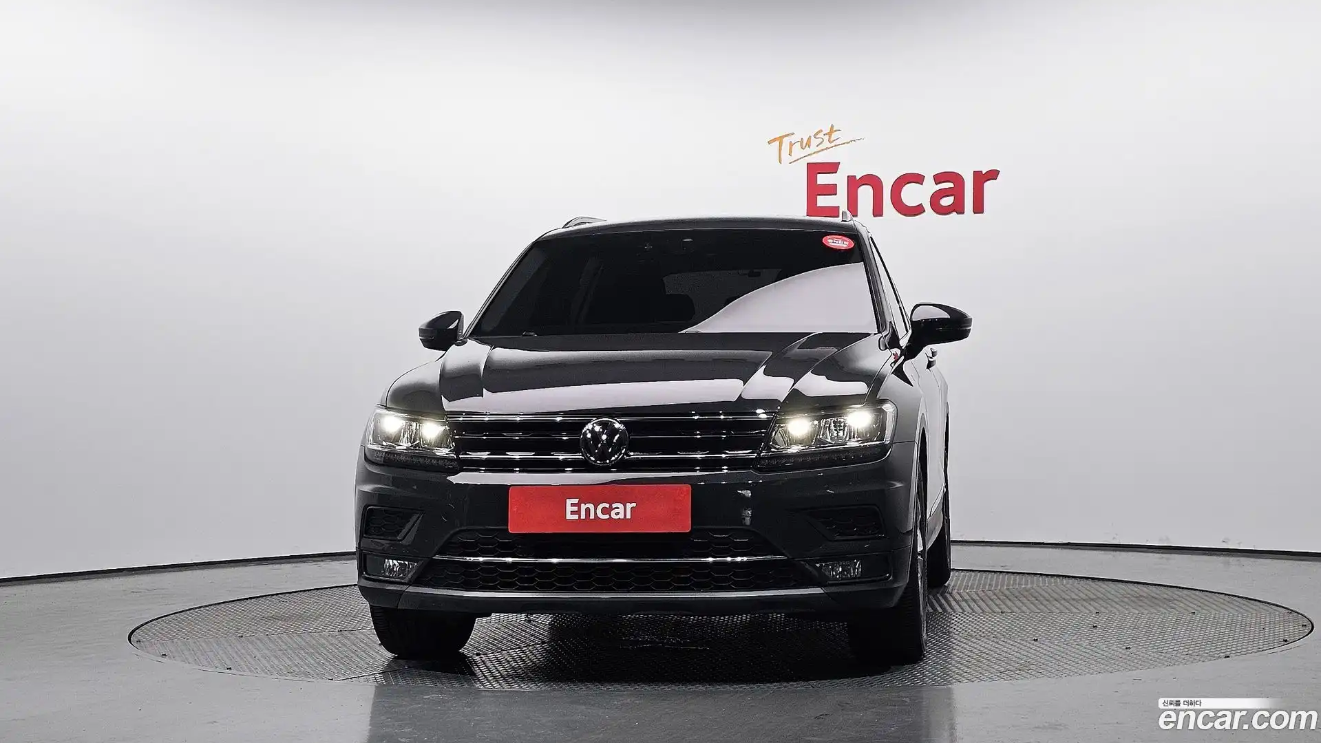 Tiguan Volkswagen 2020.3-OUTER-003