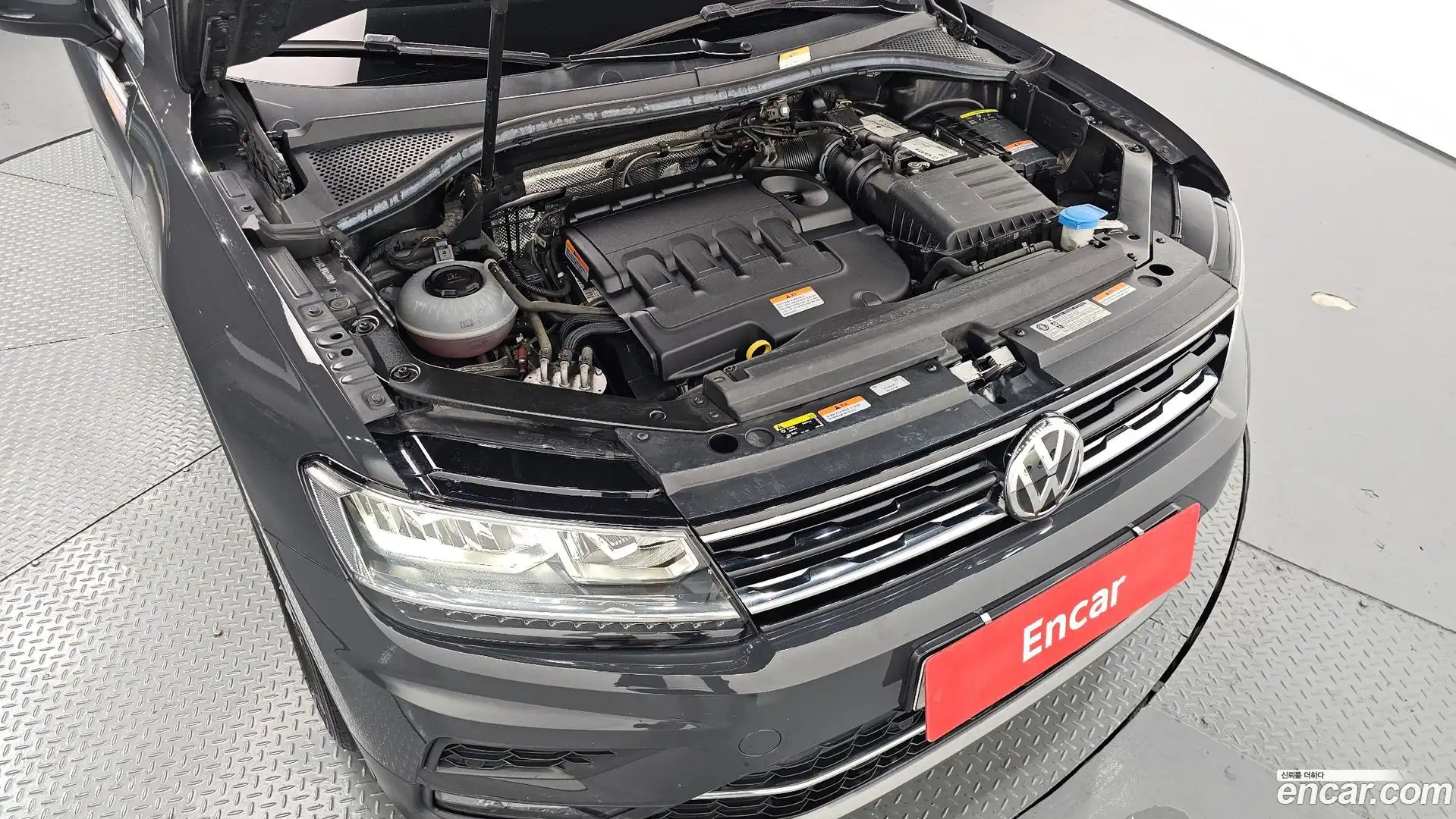 Tiguan Volkswagen 2020.3-OUTER-006