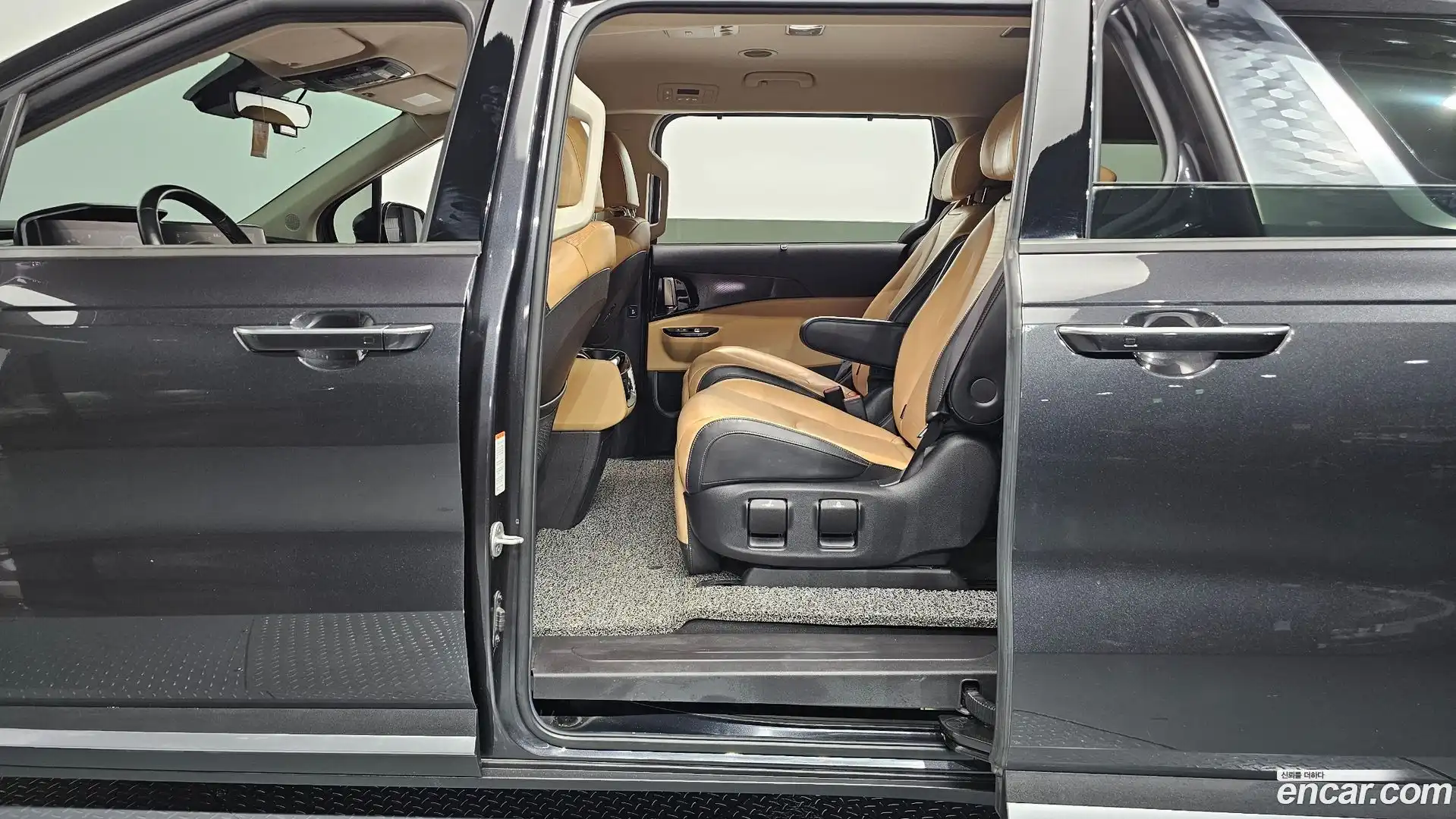Canival Kia 2020.8-OPTION-016