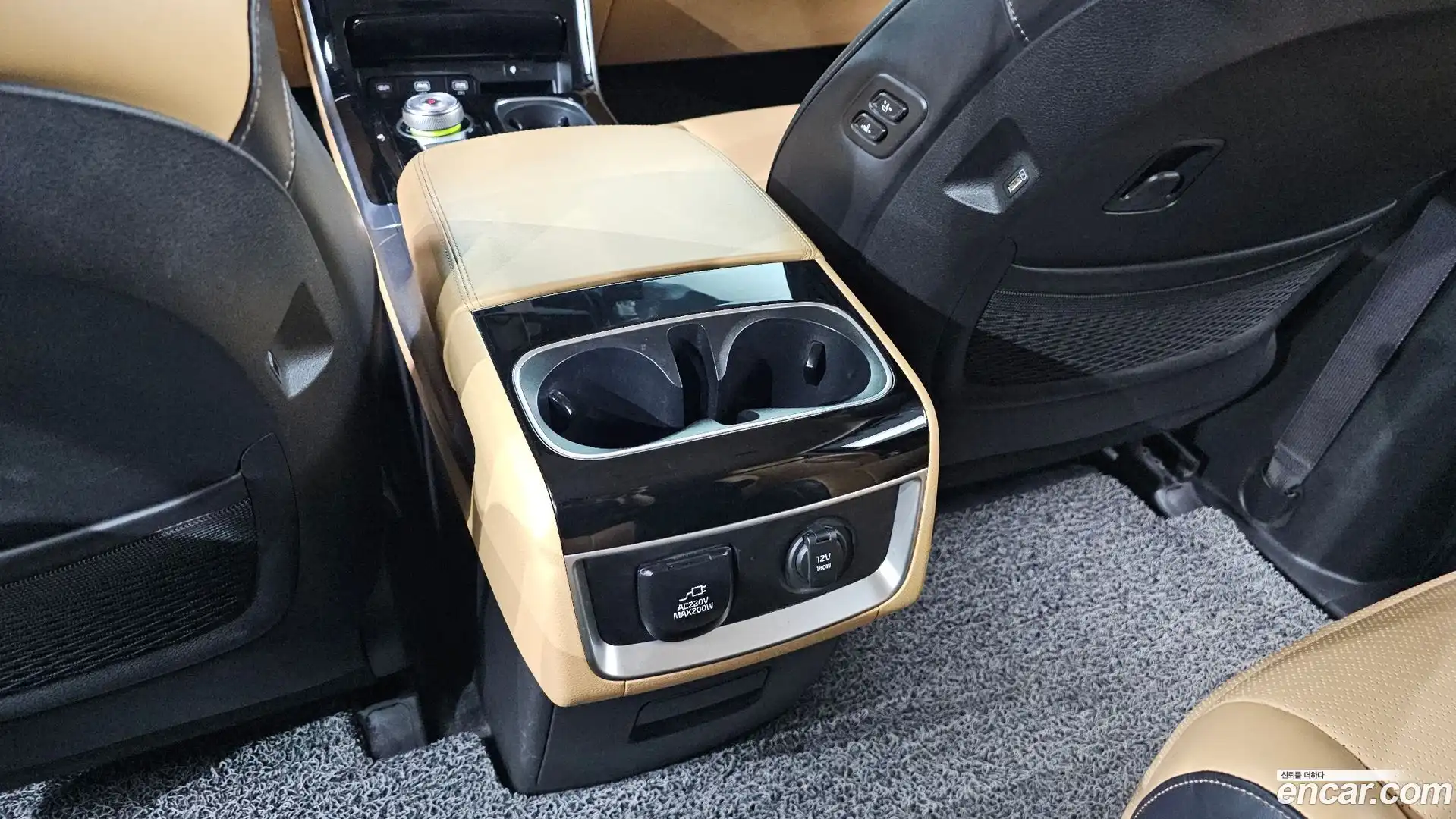 Canival Kia 2020.8-OPTION-044