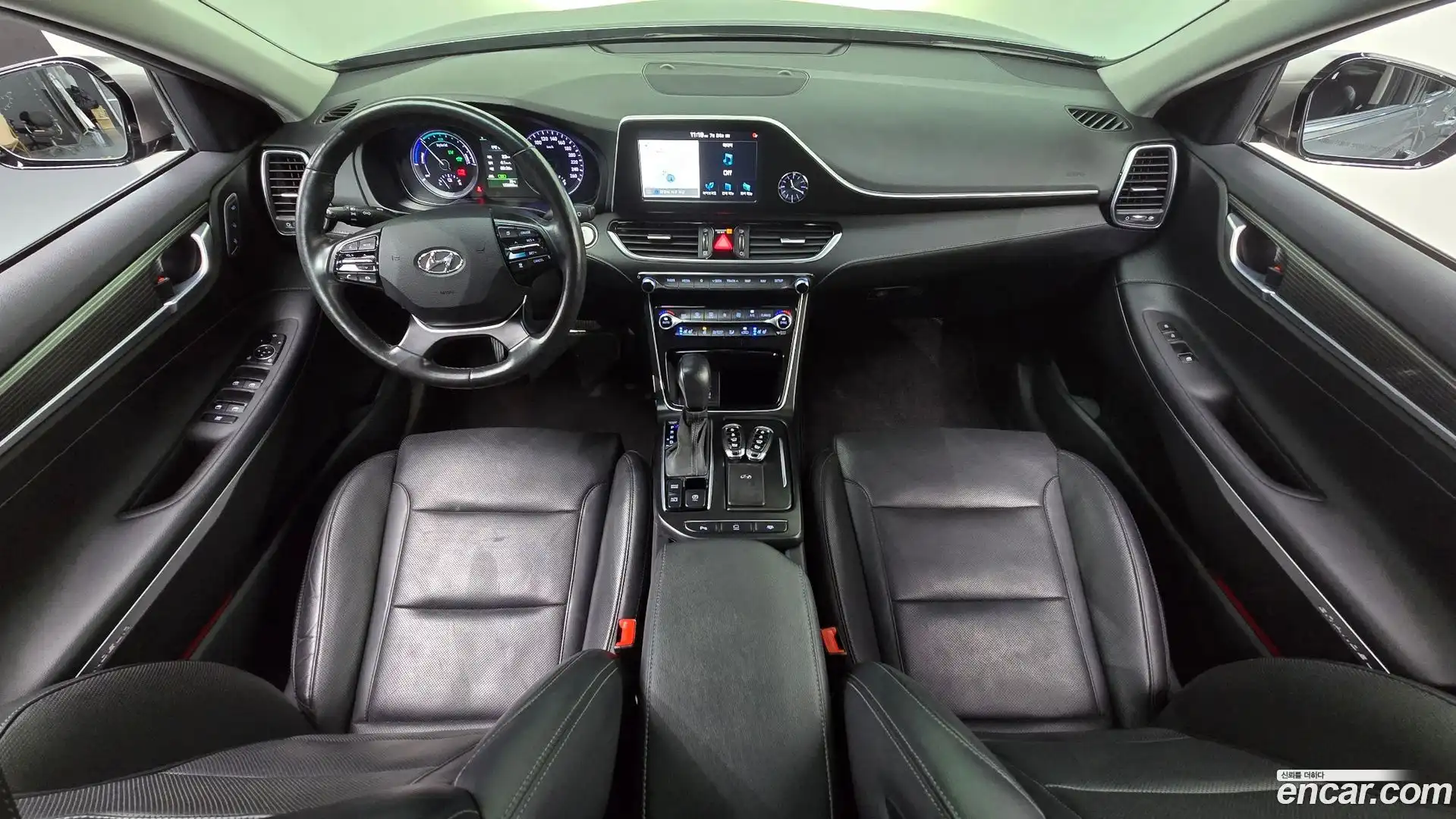 Grandeur Hyundai 2018.4-INNER-007