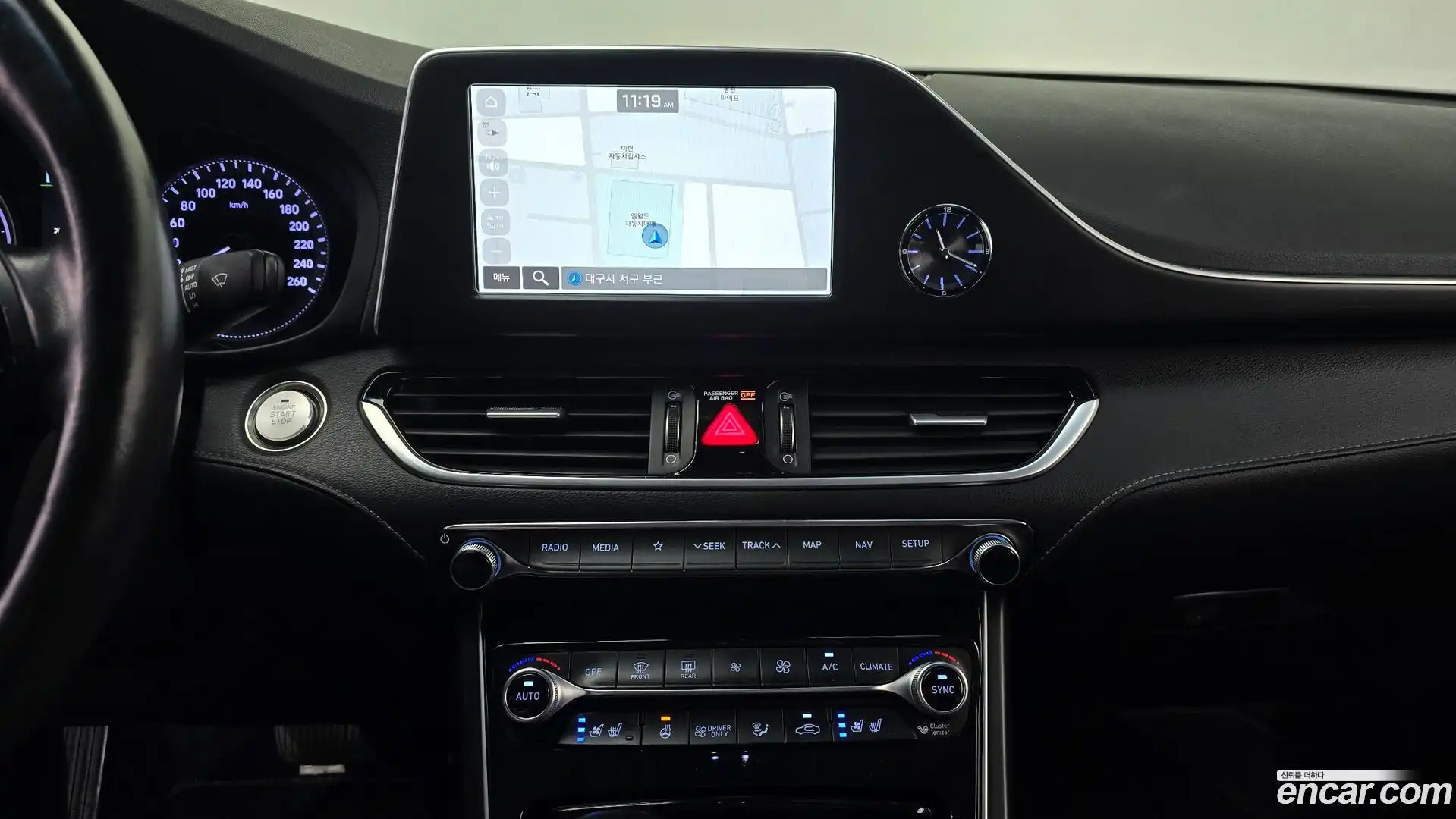 Grandeur Hyundai 2018.4-OPTION-019