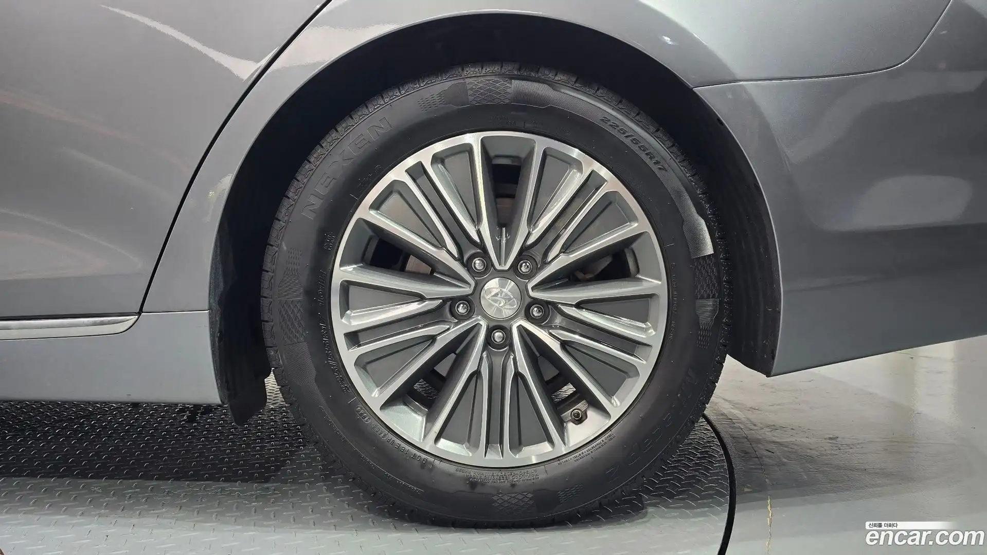 Grandeur Hyundai 2018.4-OUTER-031
