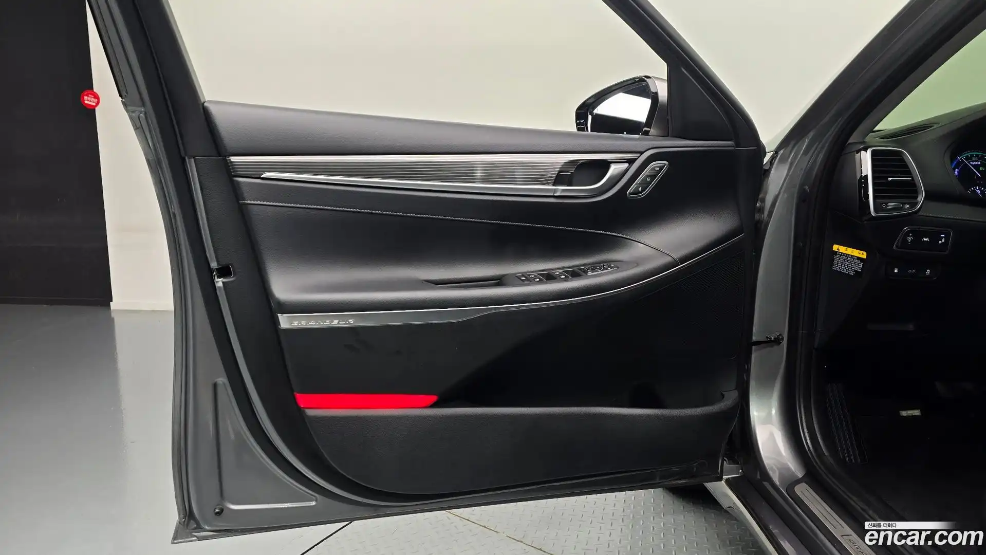 Grandeur Hyundai 2018.4-INNER-034