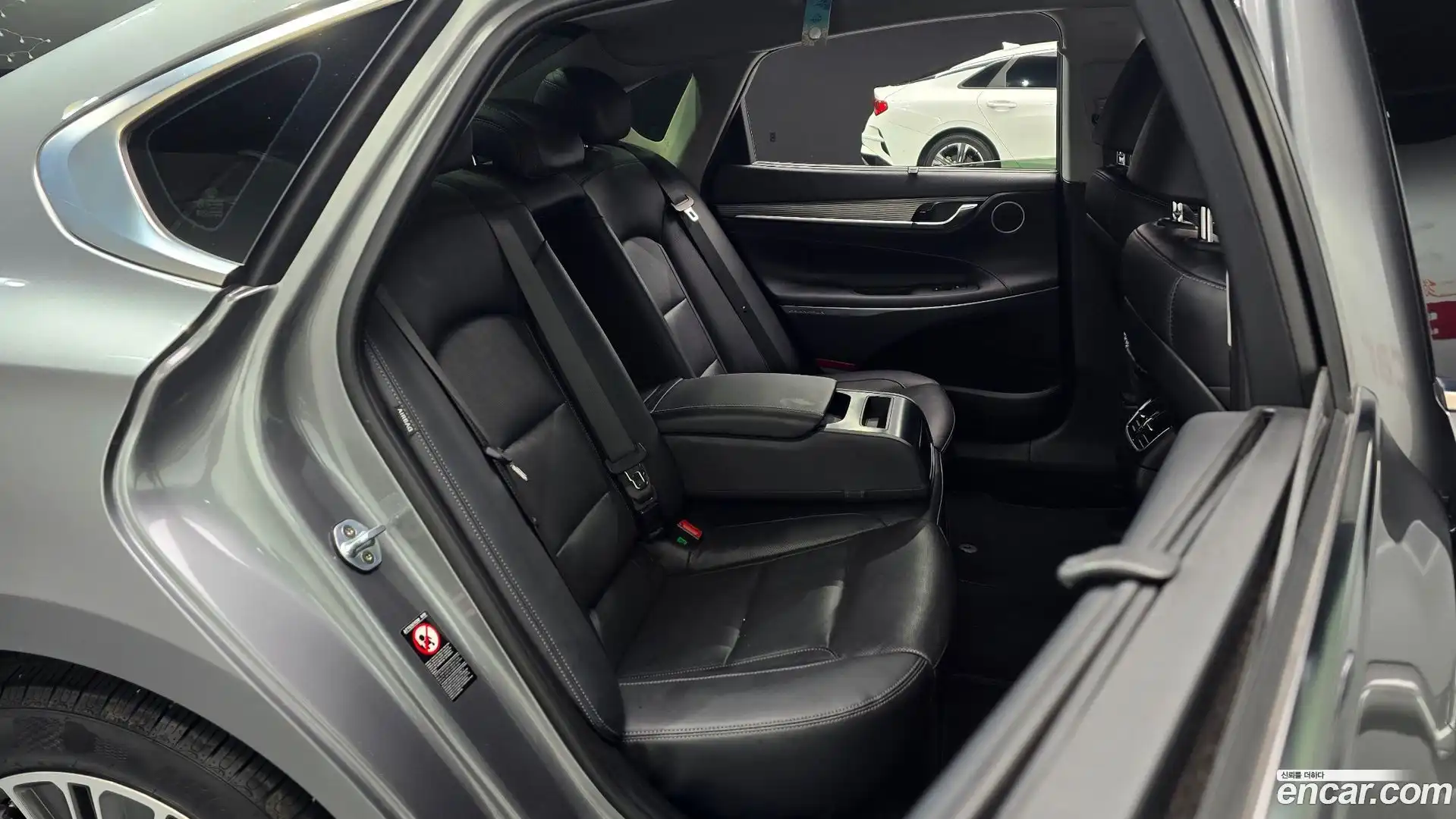 Grandeur Hyundai 2018.4-INNER-036