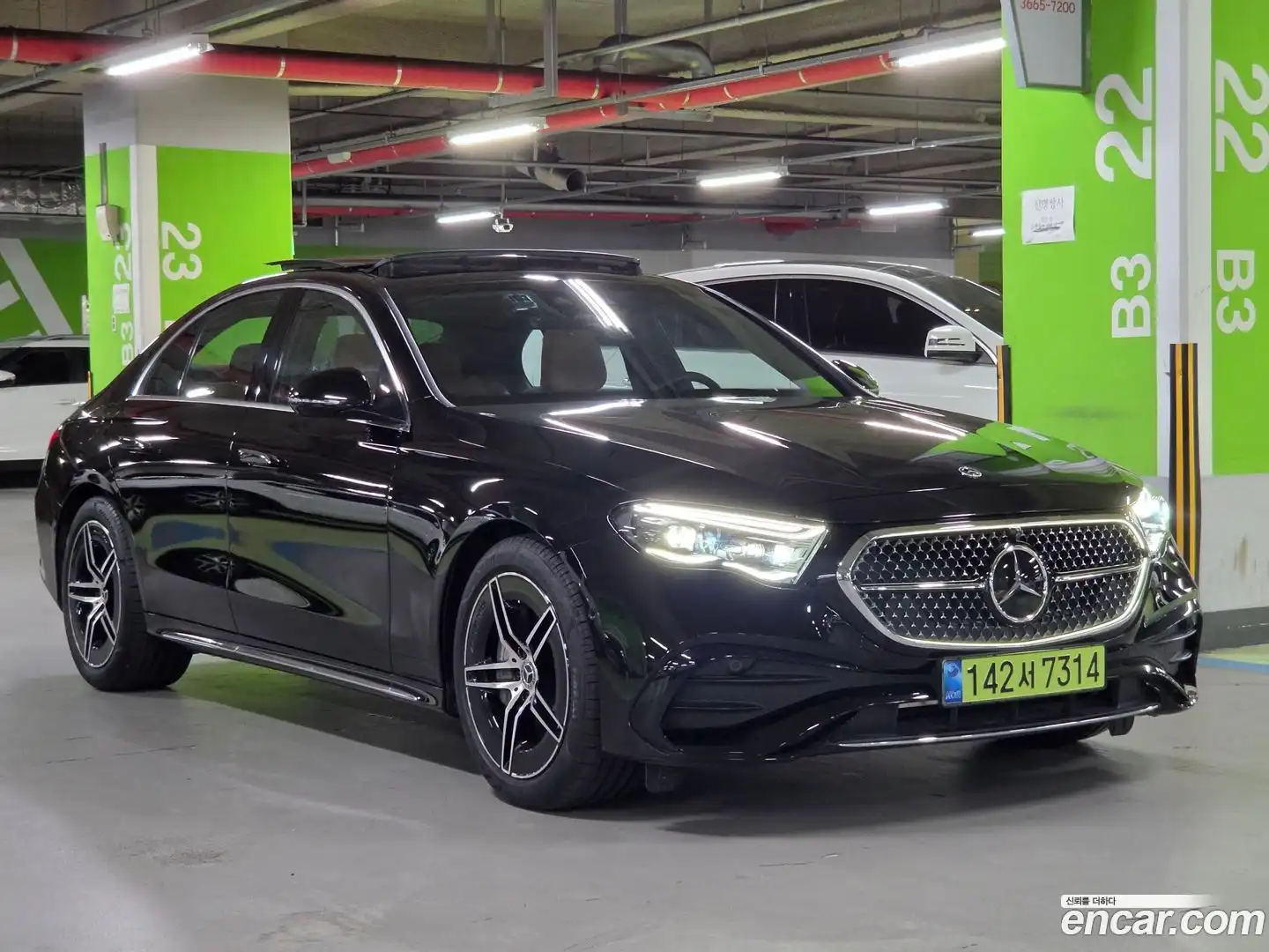 E-Class Mercedes-Benz 2025.10-OUTER-002