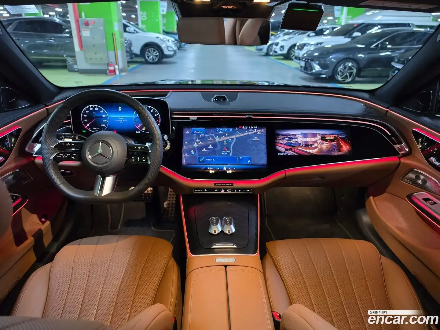 E-Class Mercedes-Benz 2025.10-INNER-007