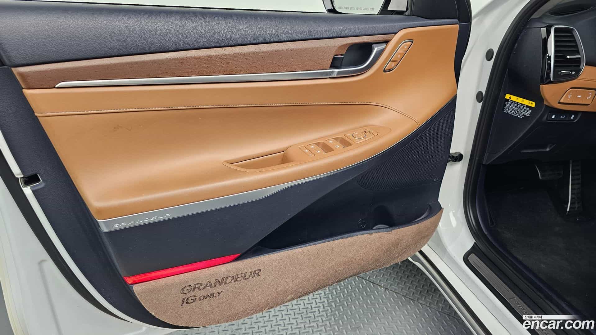 Grandeur Hyundai 2018.7-INNER-034