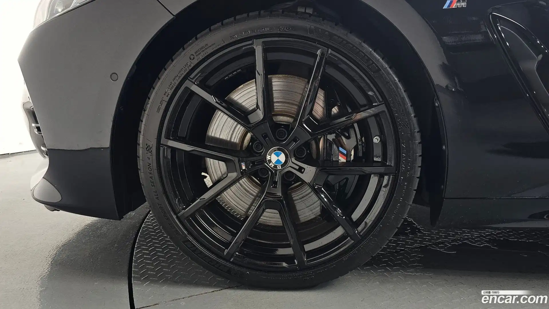 8-Series BMW 2025.2-OUTER-005